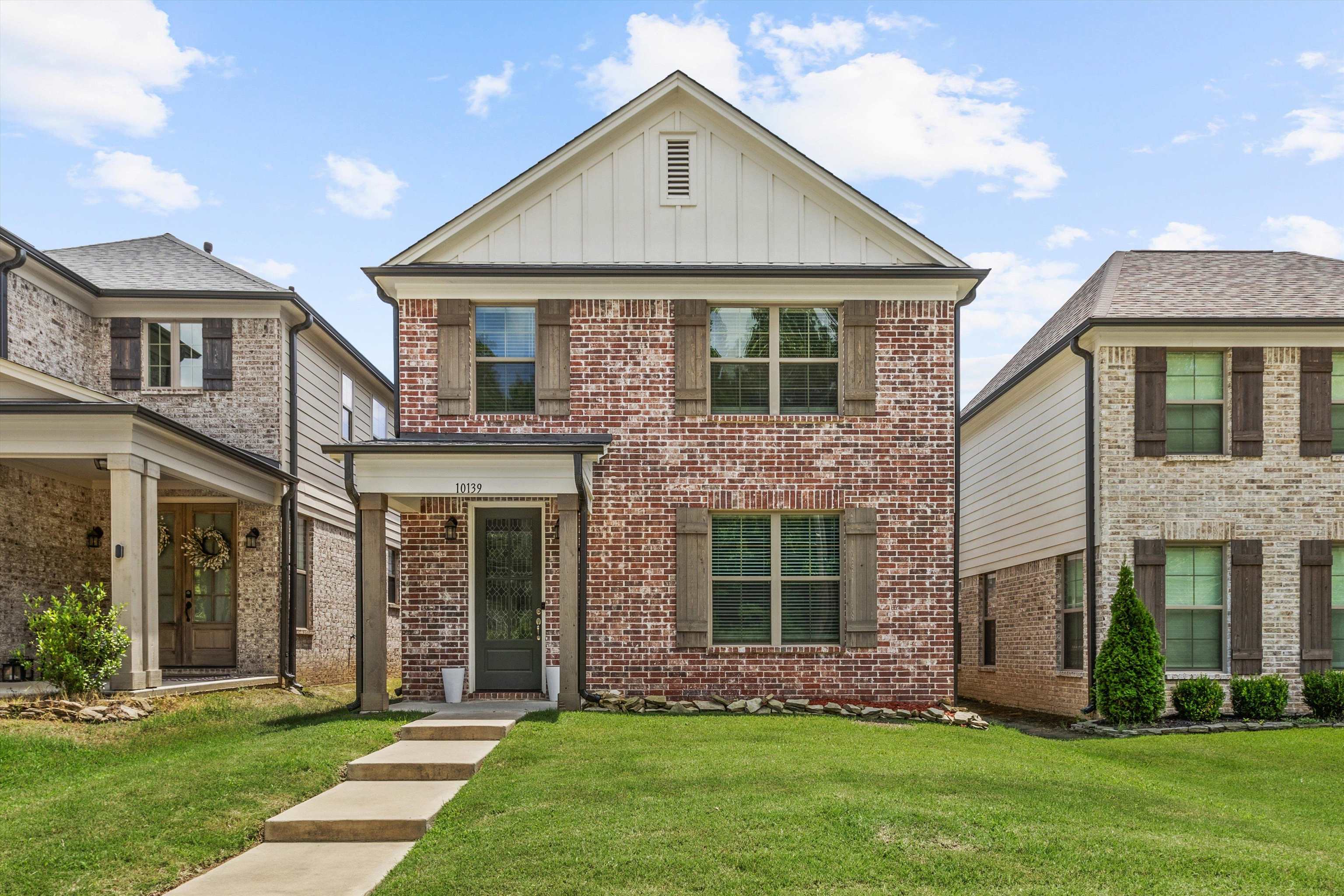 10139 Macon Rd — photo