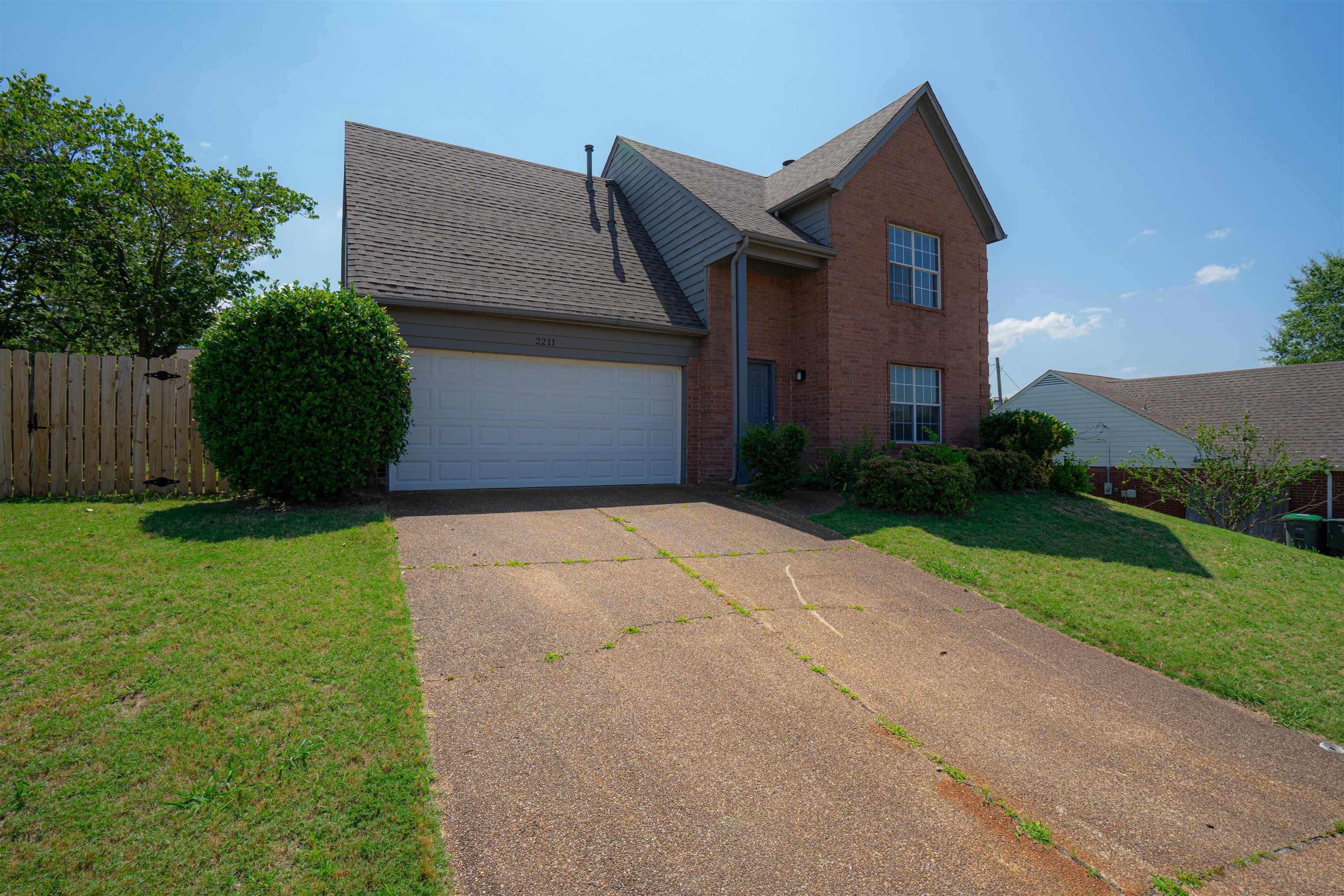 2211 Stone Stream CV — photo