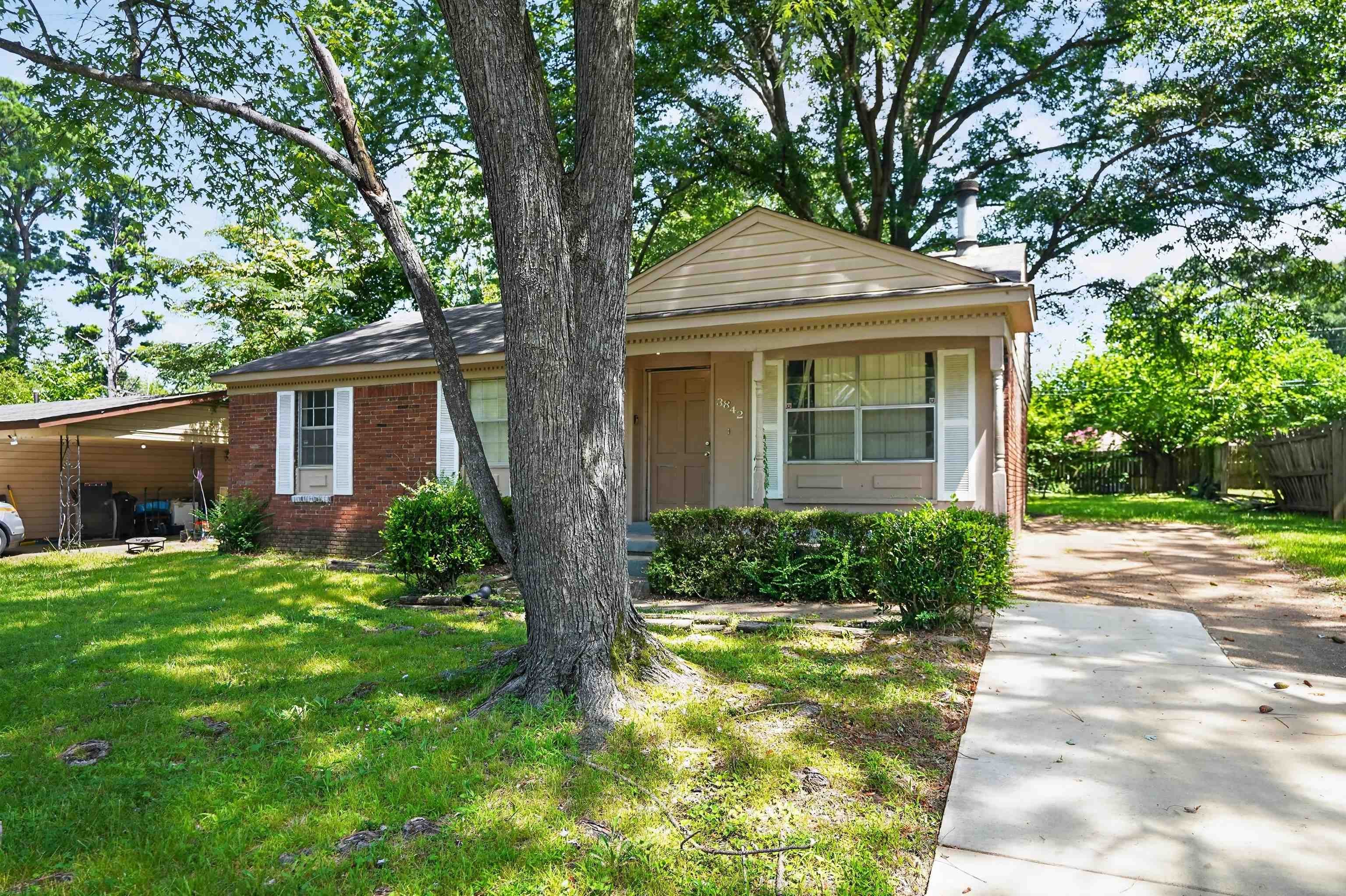 3712 Wolf Trail Dr — photo