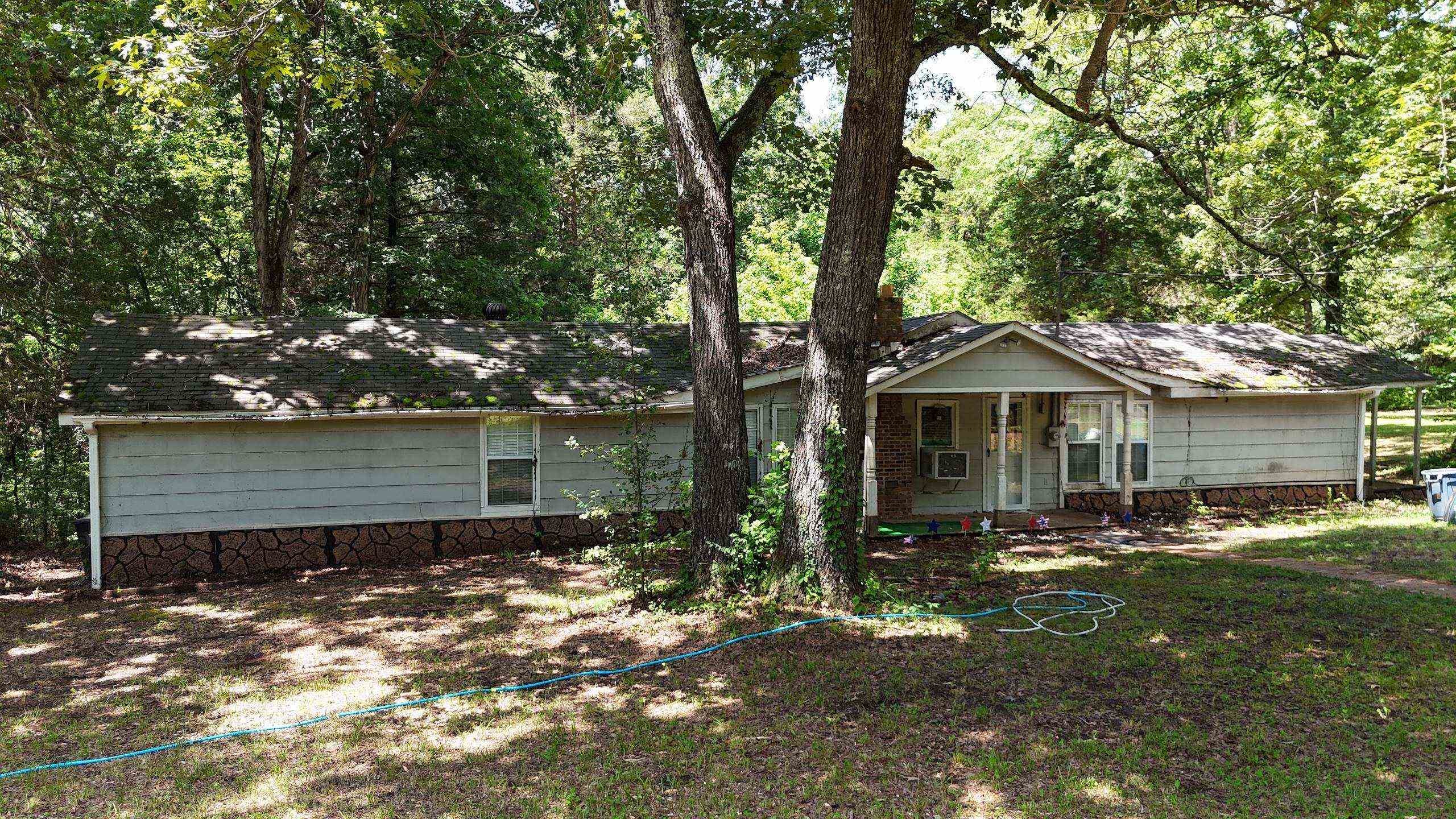 205 Van Buren Ln — photo