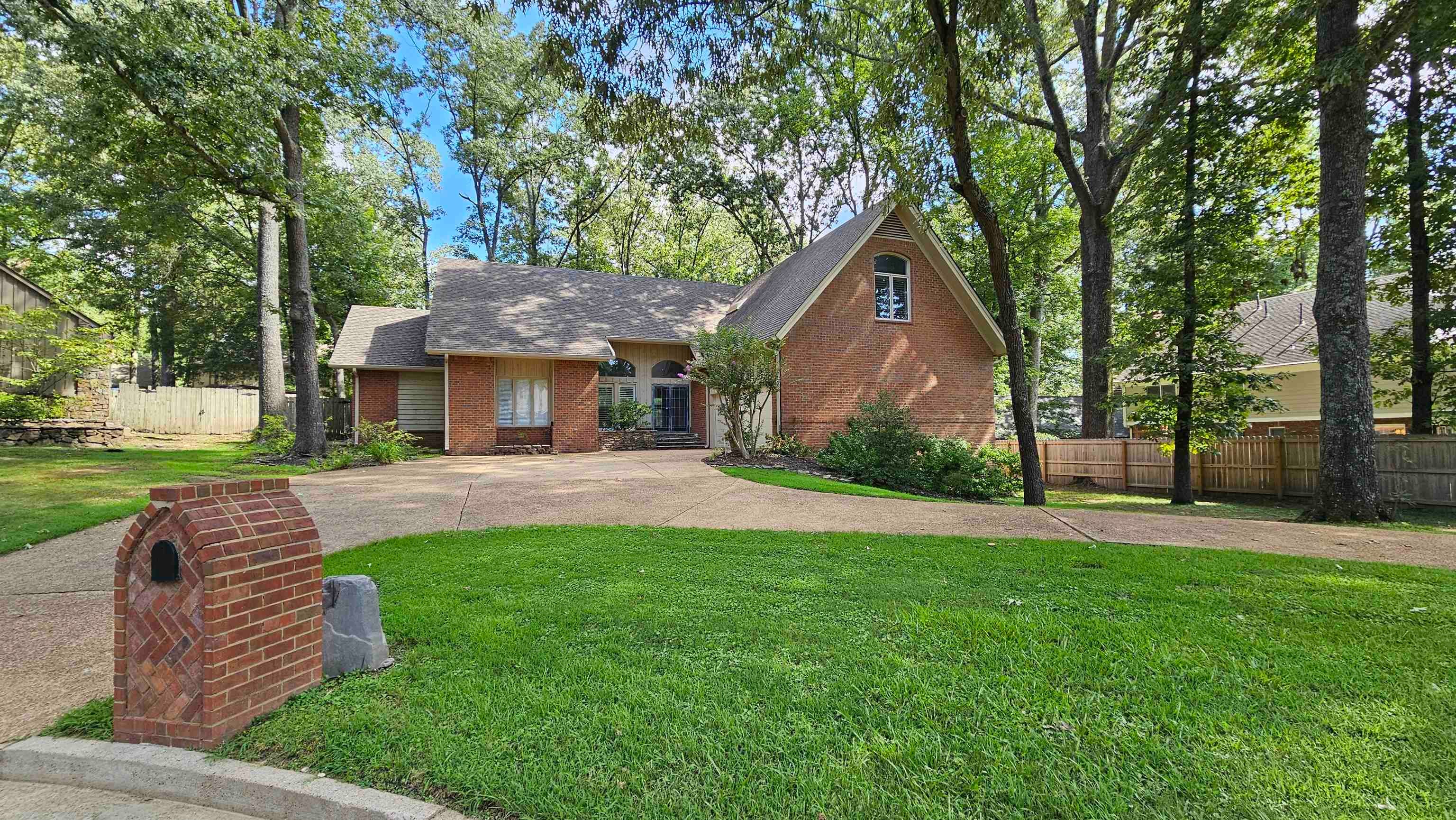 8486 Hunters Forest CV — photo