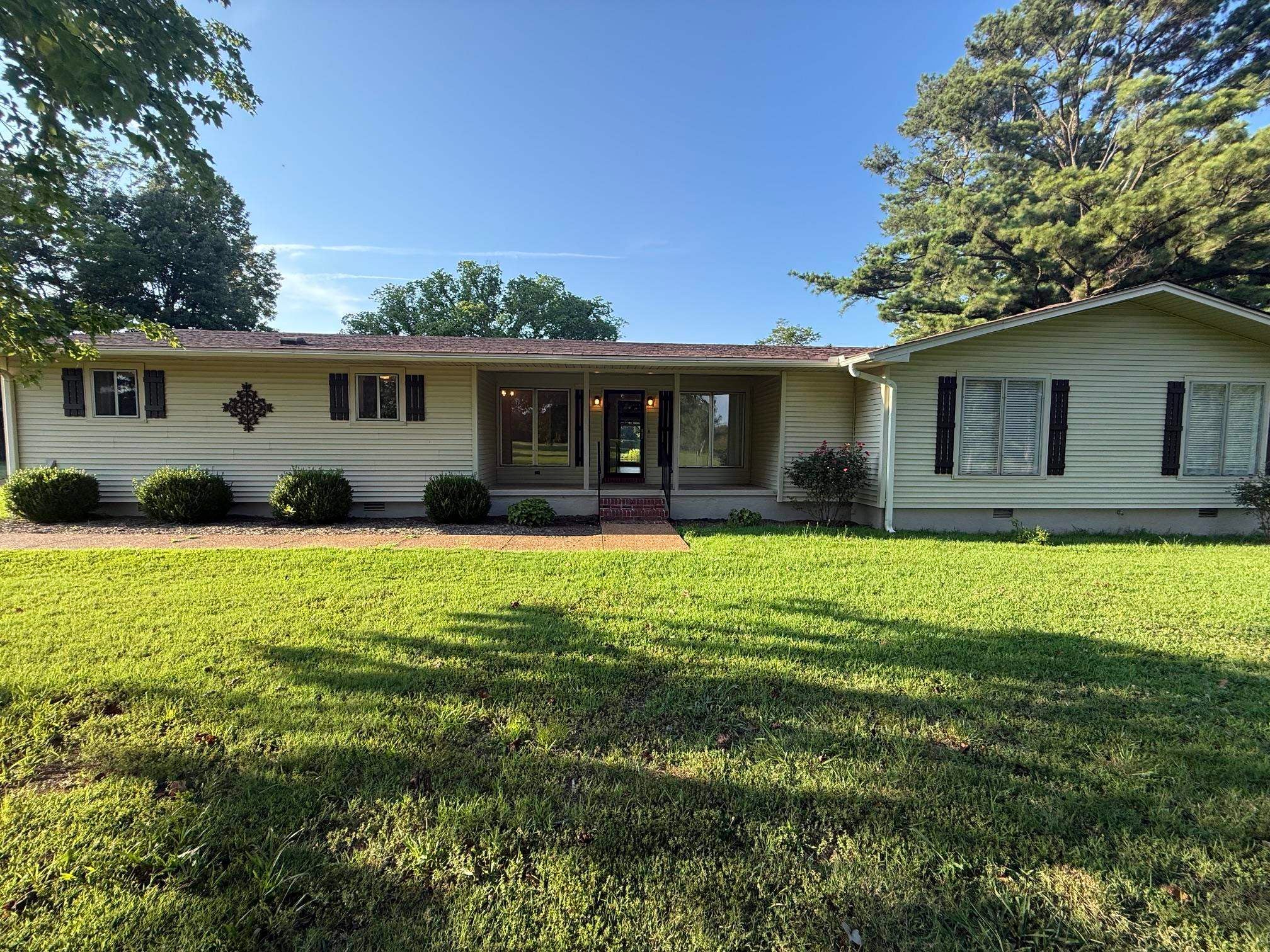 1384 Murphy Ave — photo