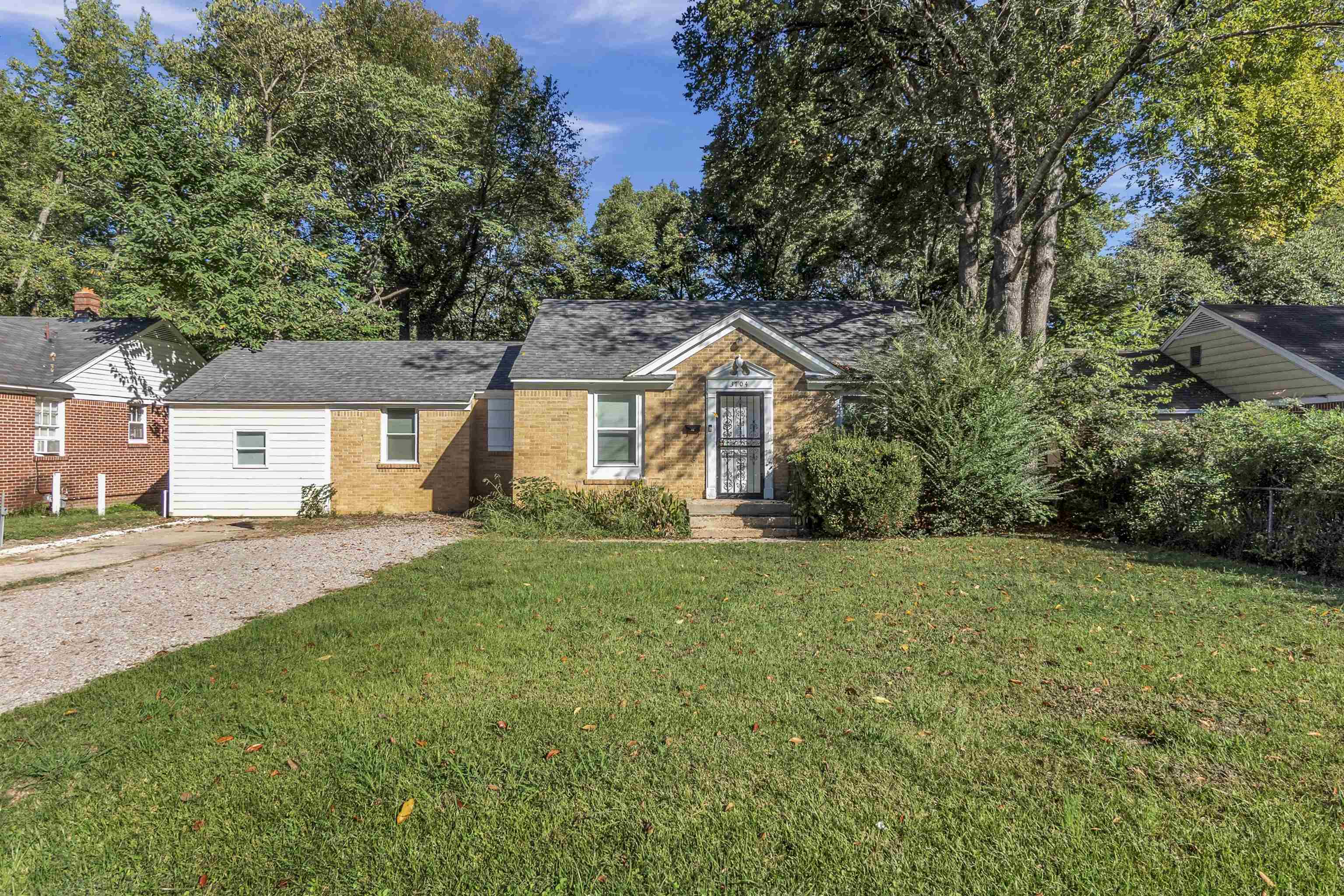 3704 Friar Tuck Rd — photo