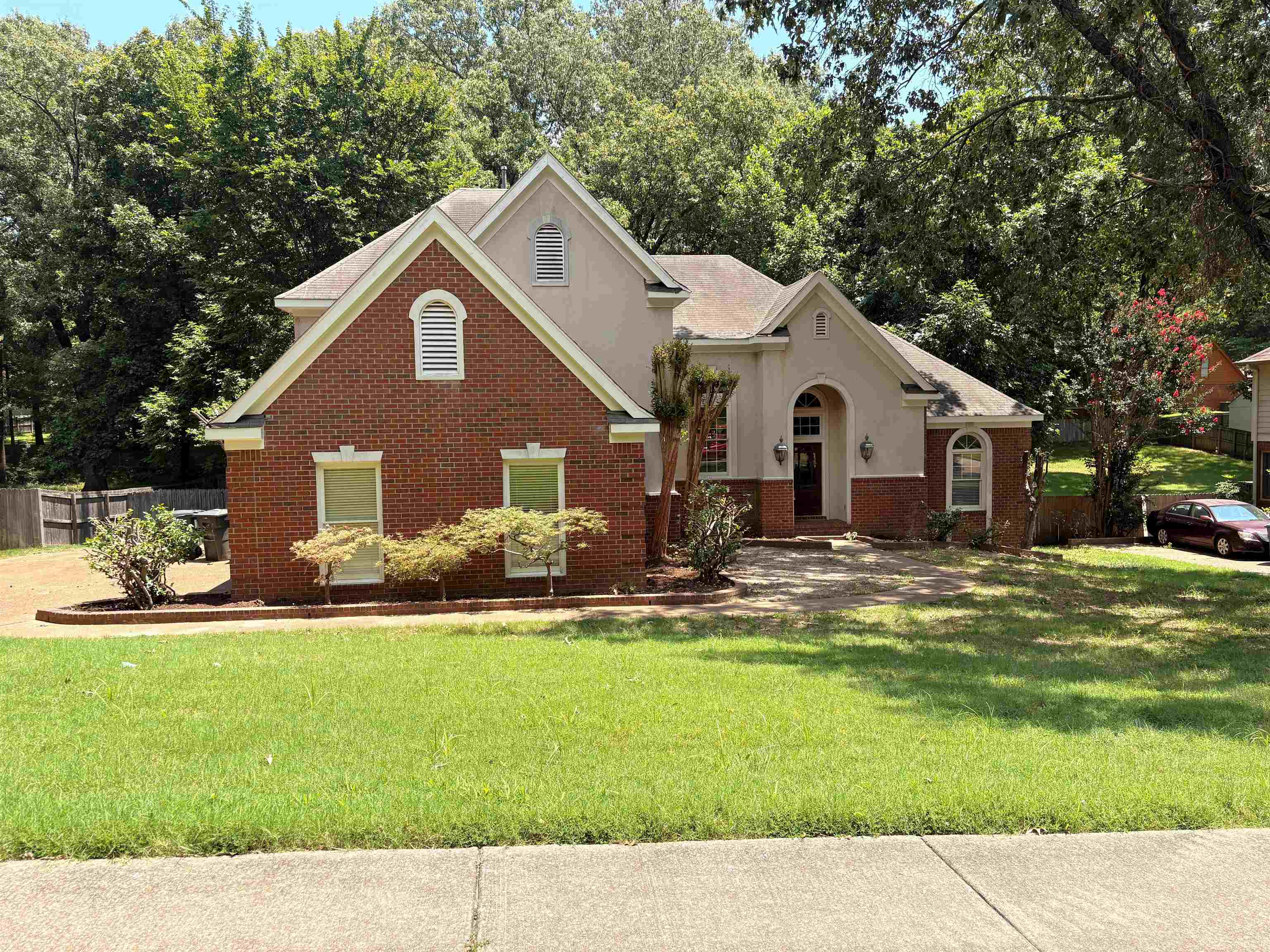 1850 Wood Oak Dr — photo
