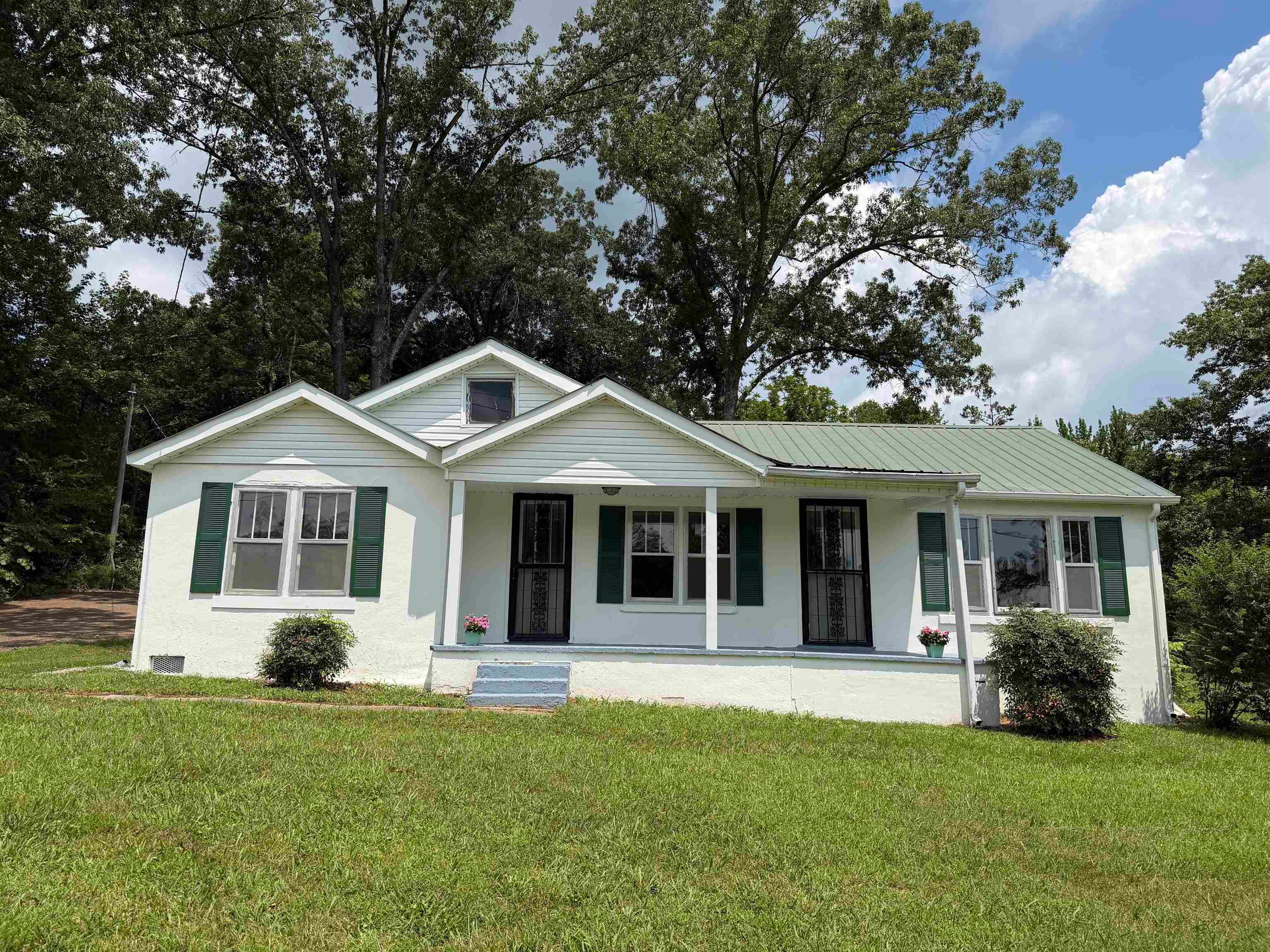 185 Poplar Springs Rd — photo