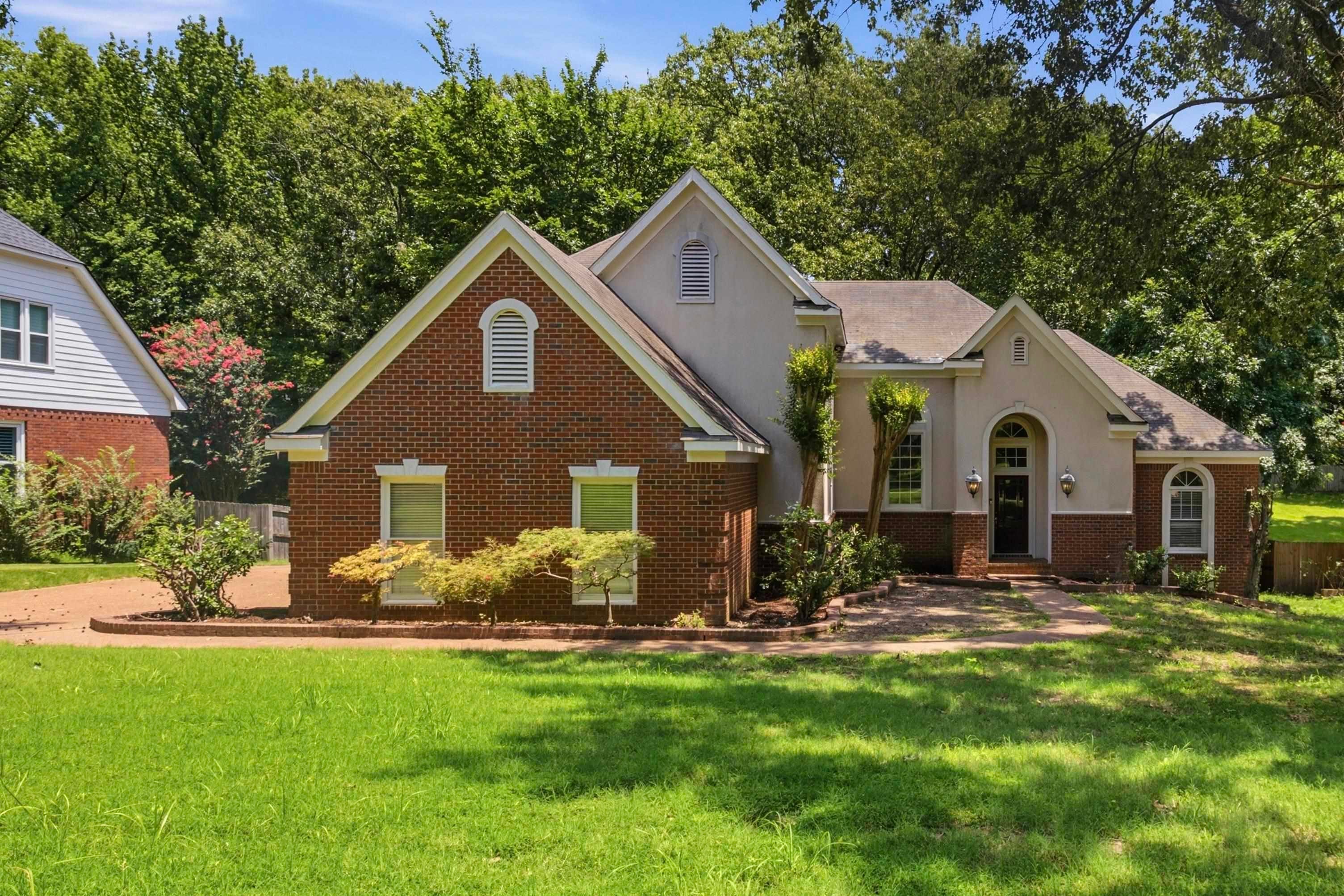 1850 Wood Oak Dr — photo