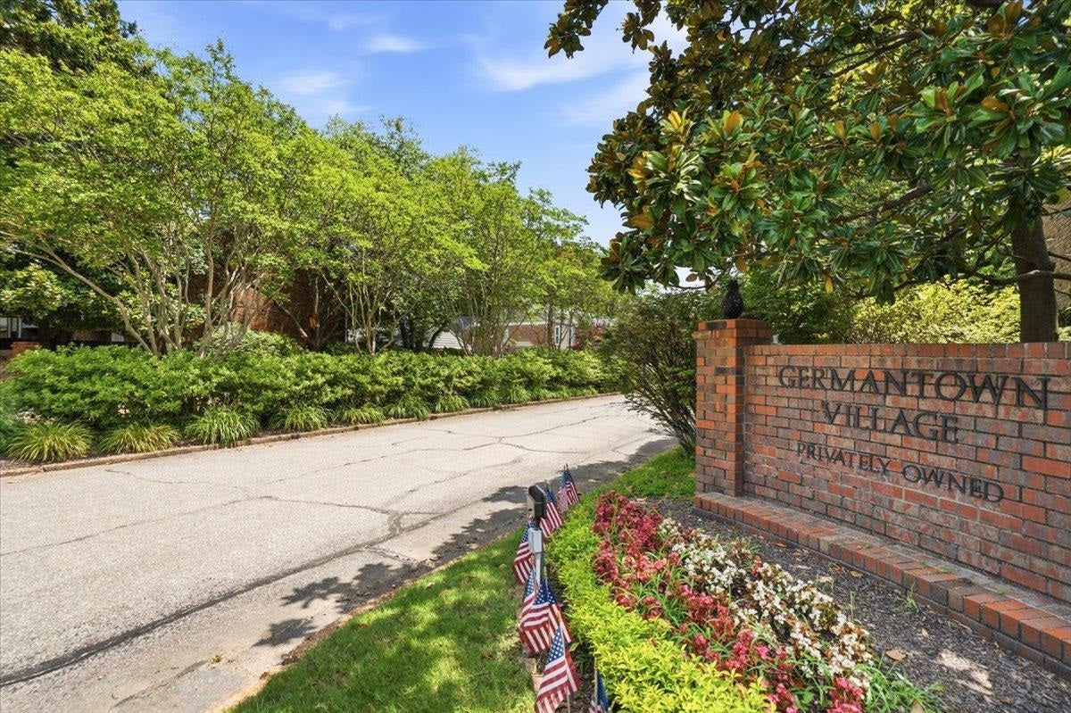 6932 Midhurst Dr 6932 — photo