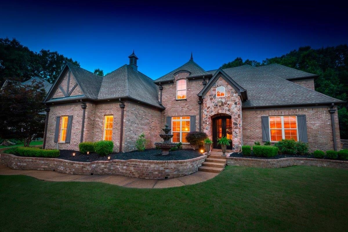 10195 Maple Run Dr — photo