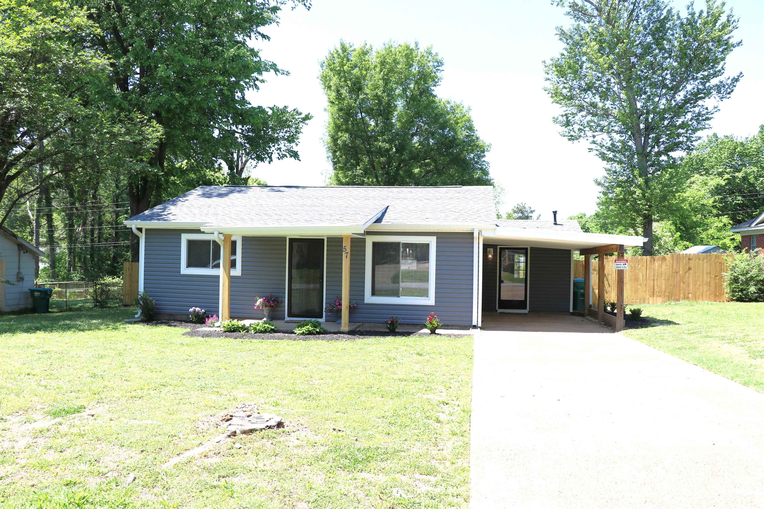 57 East Dr — photo