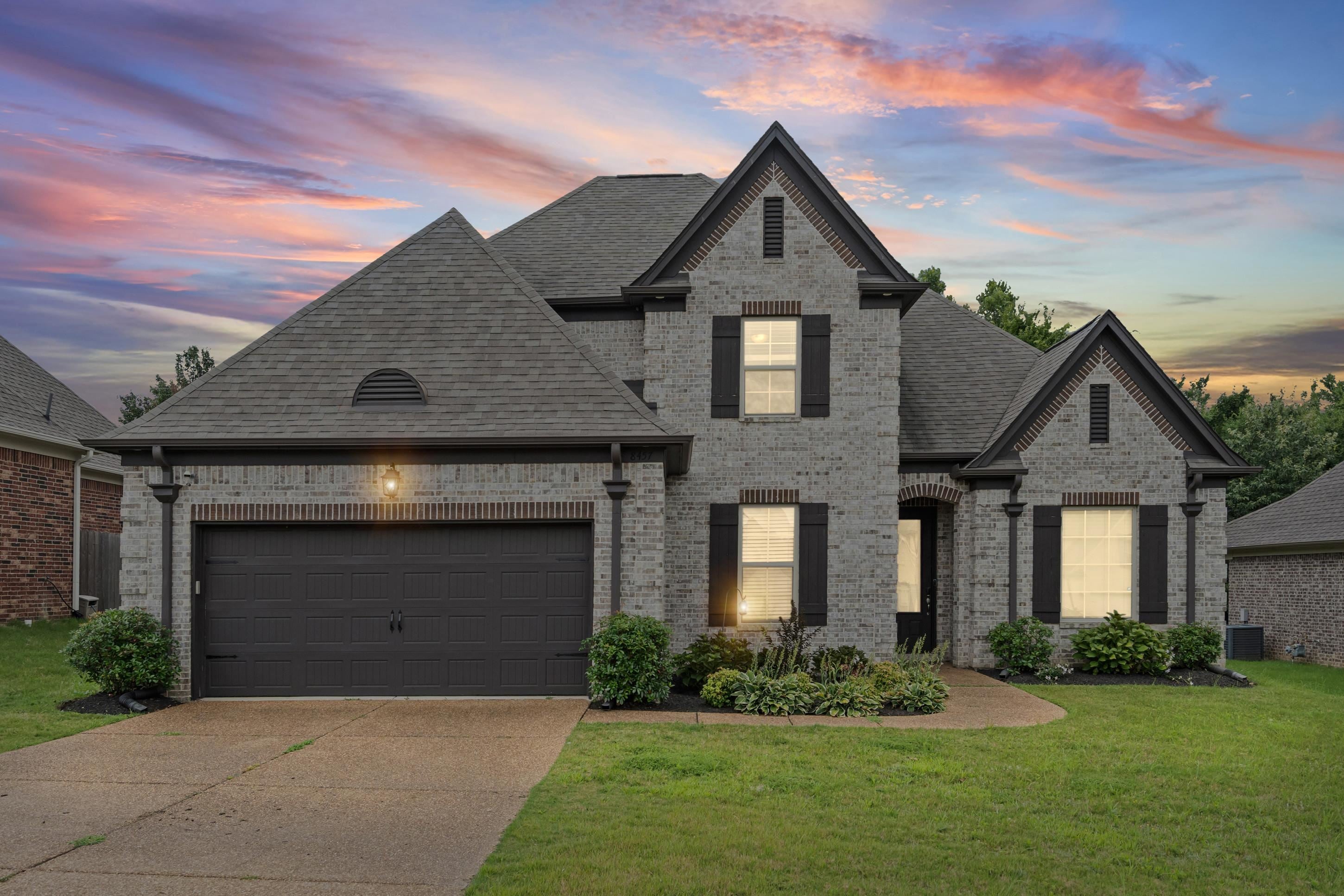8457 Butterfly View Ln — photo