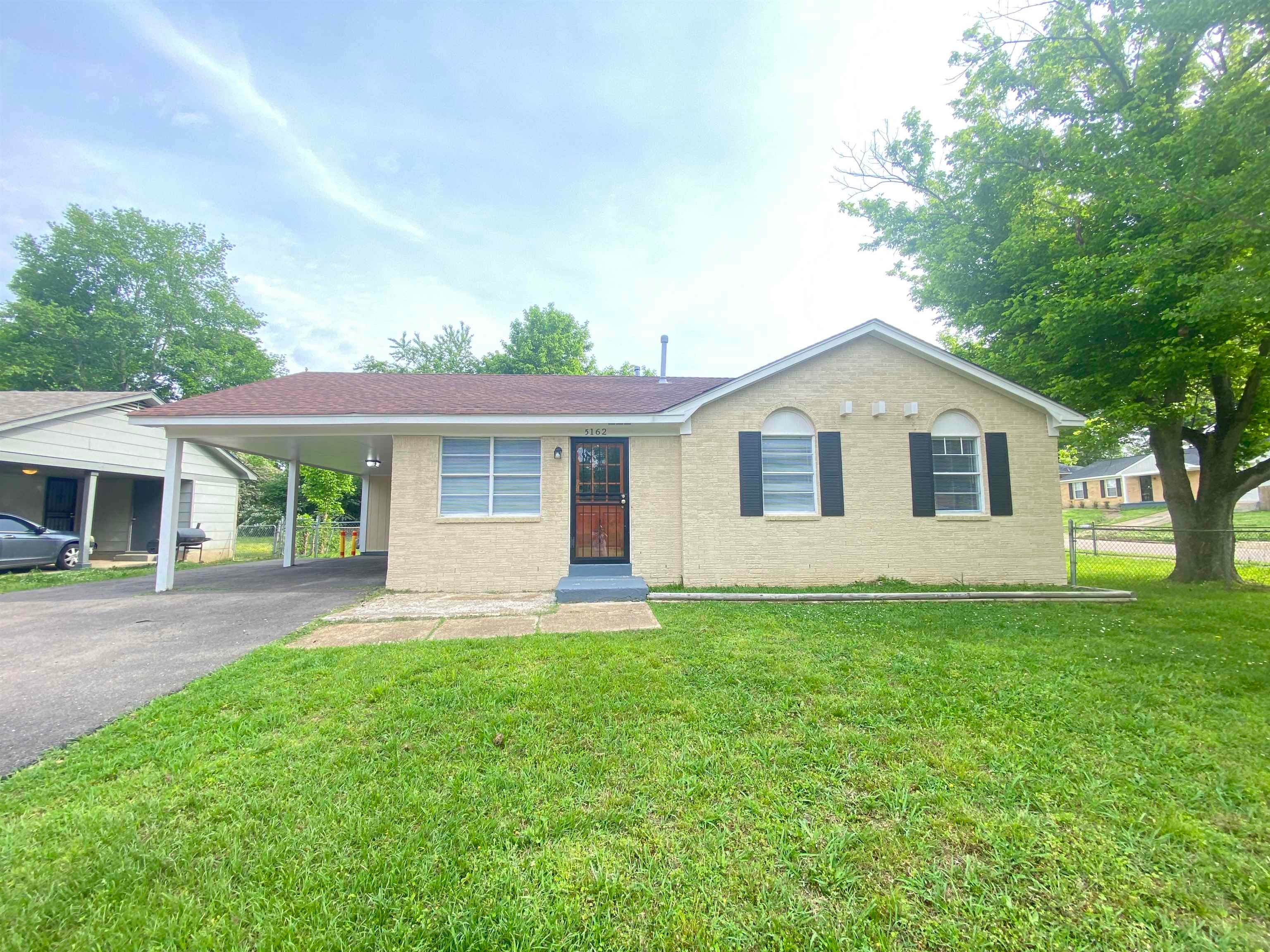 5162 Broken Oak Dr — photo