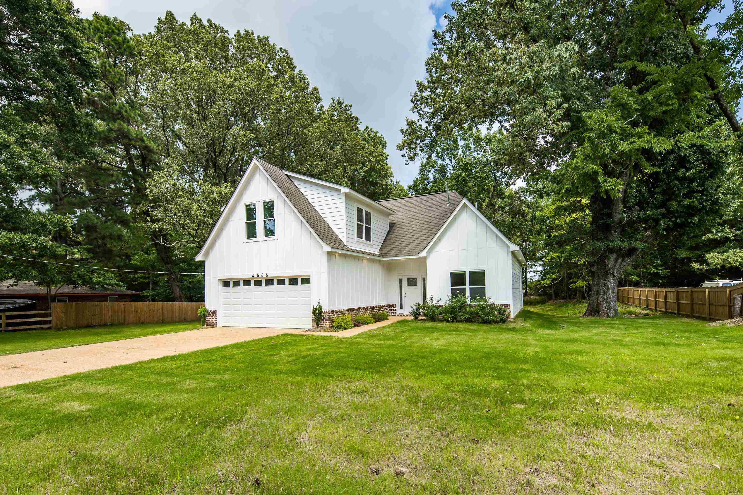 4566 E Independent Rd — photo