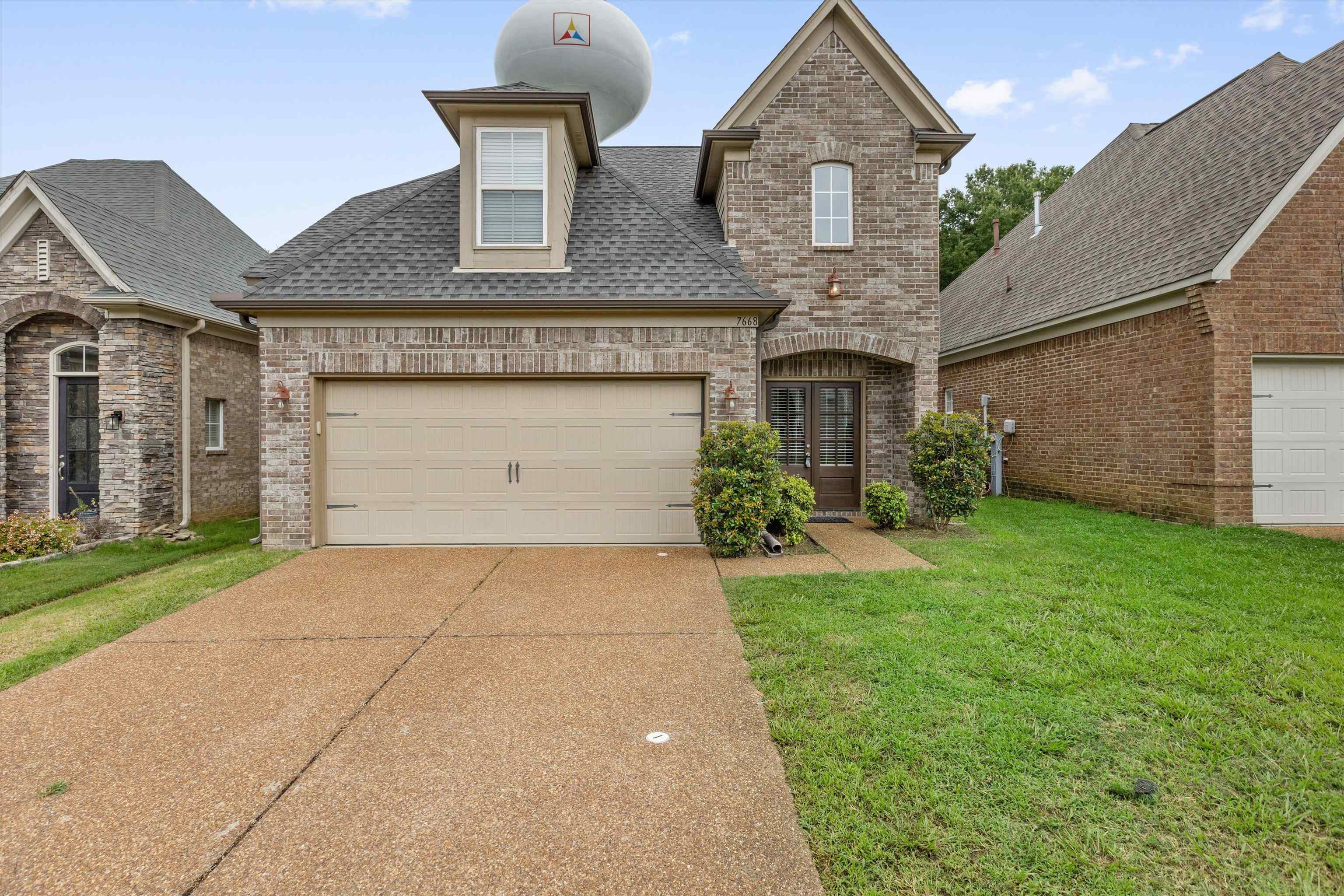 7668 Glen Laurel Way — photo