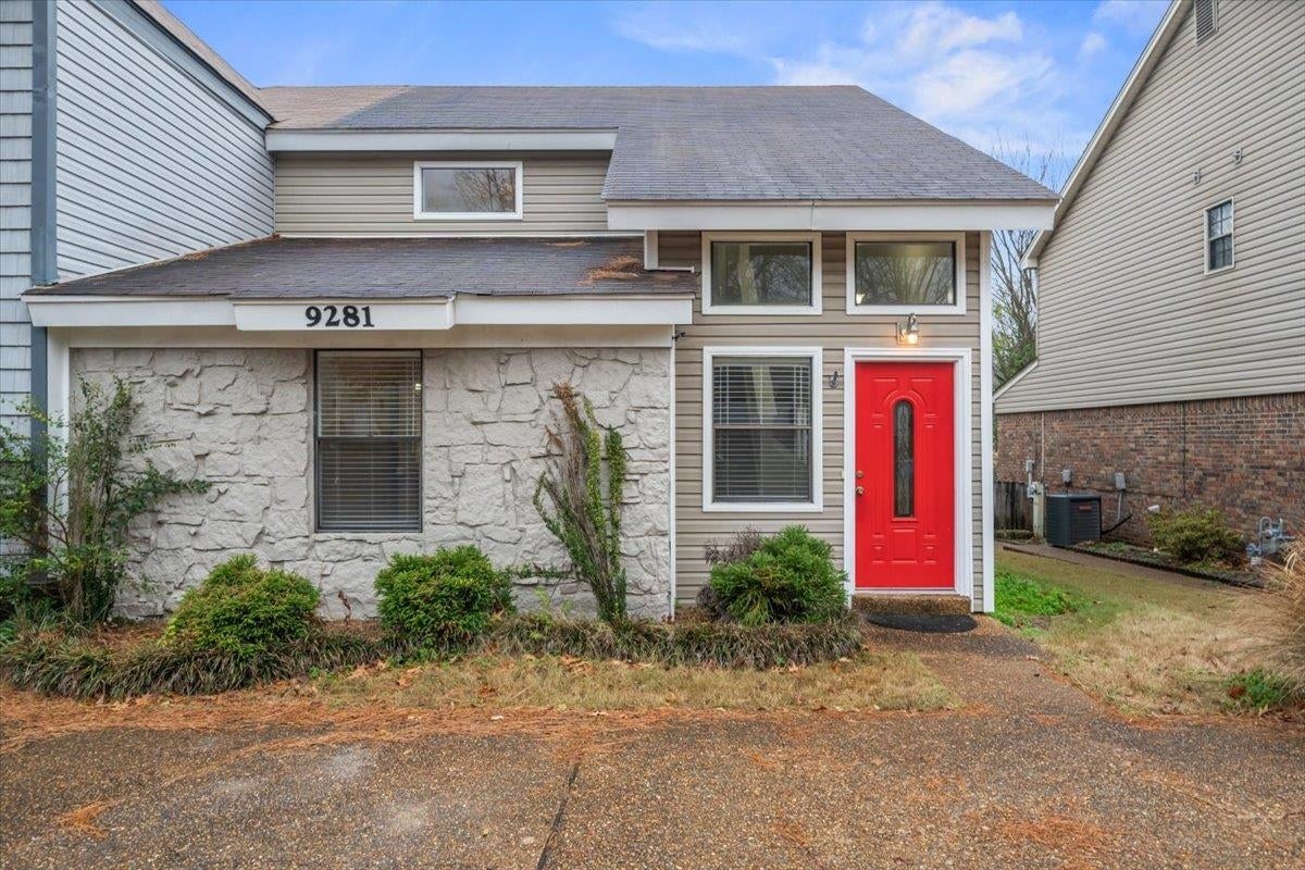 9281 Fletcher Trace Pky — photo