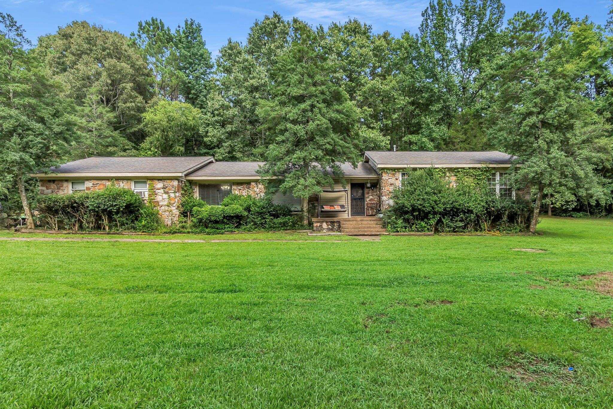 1150 Dent Rd — photo
