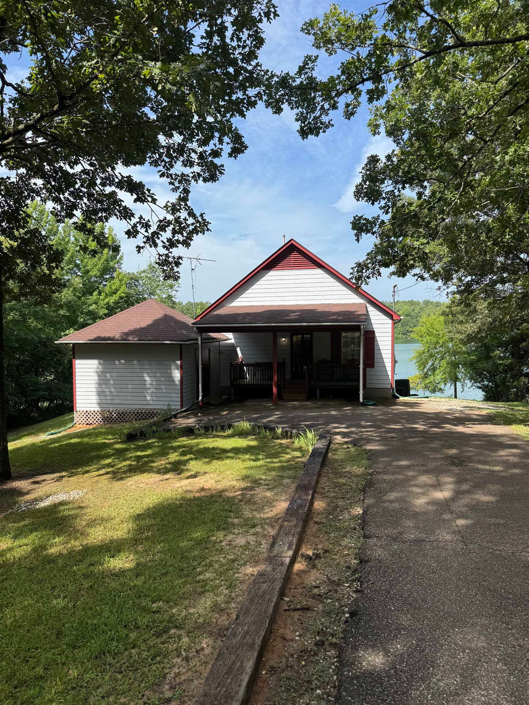 19 Candlewood Dr — photo
