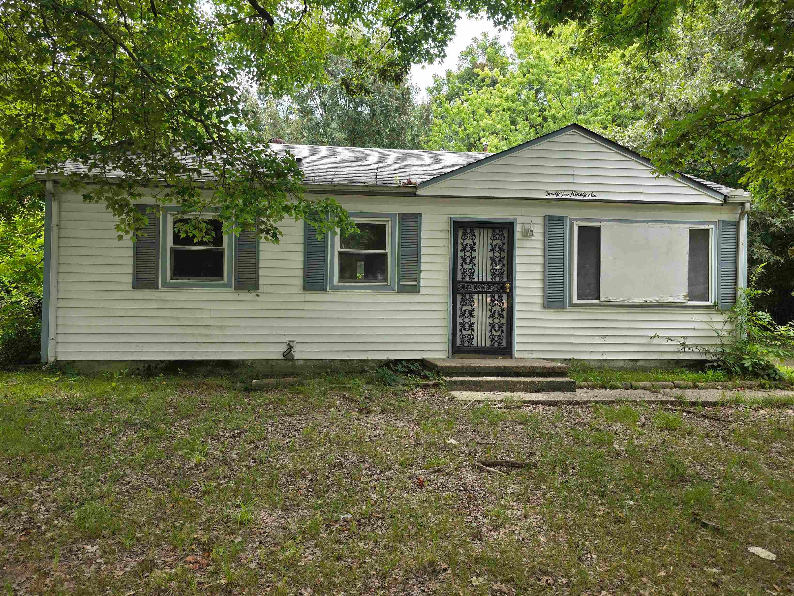 3296 Madewell Dr — photo