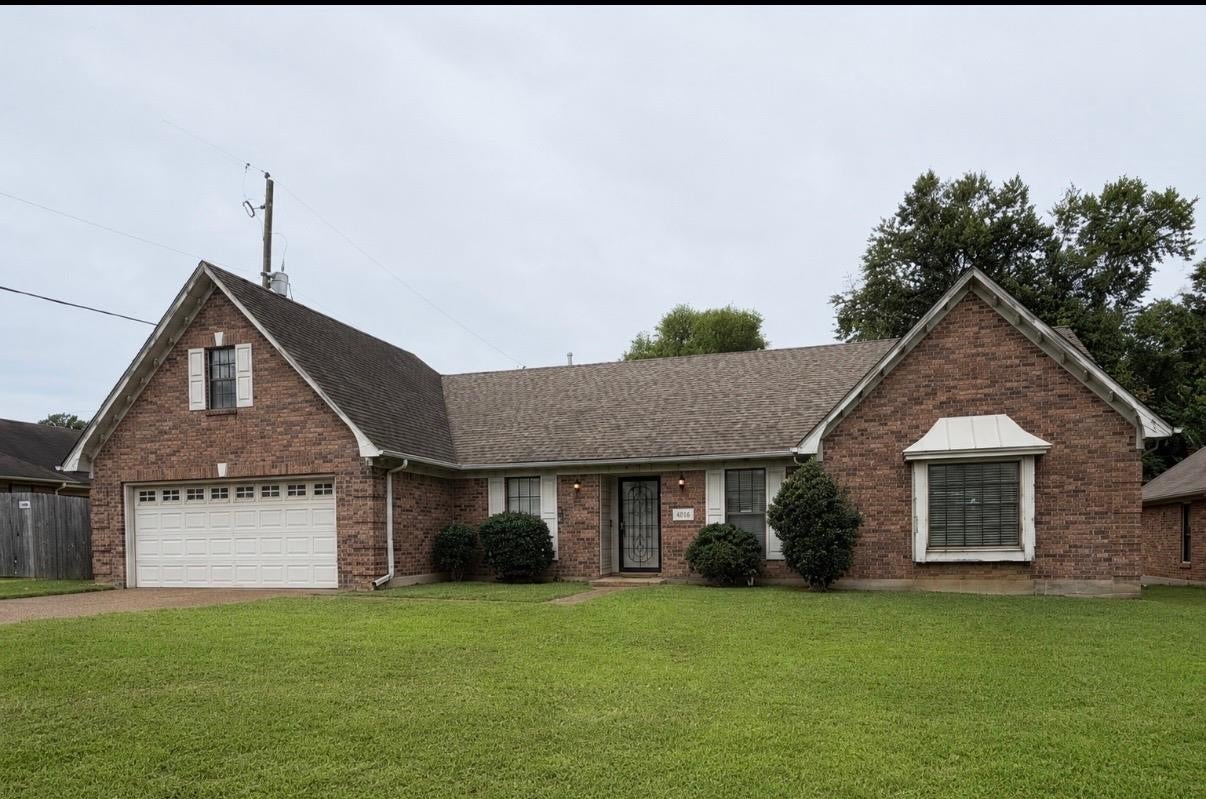 4393 Manor Brier Dr — photo
