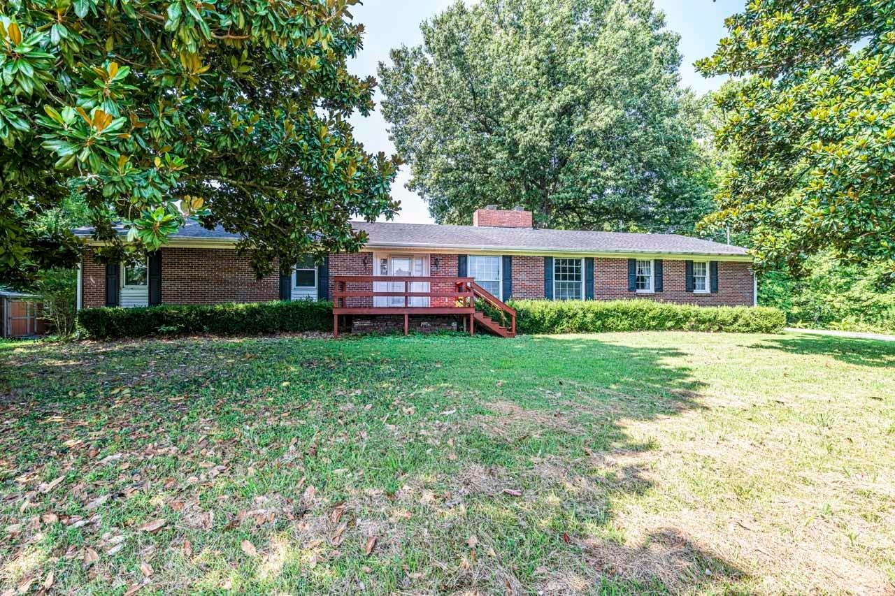 725 Old Brownsville Rd — photo