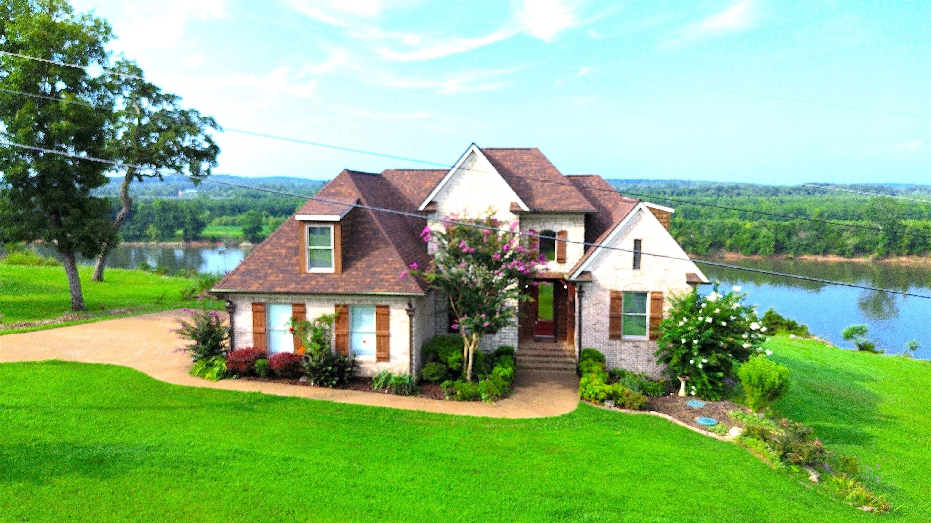 30 Riverbend CV — photo