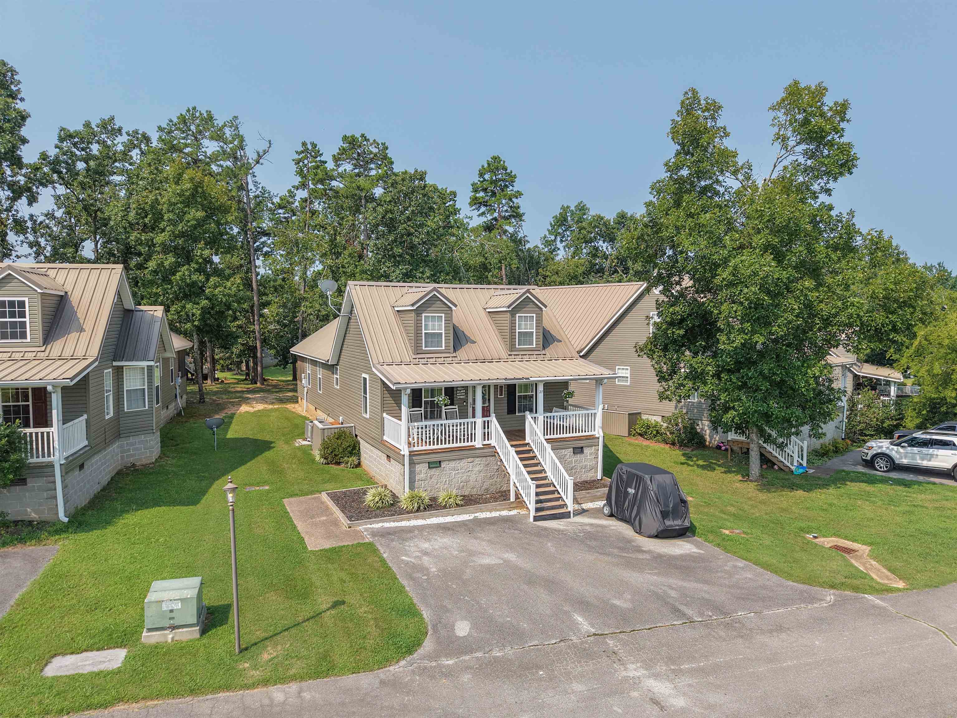27 Pearl Pky — photo
