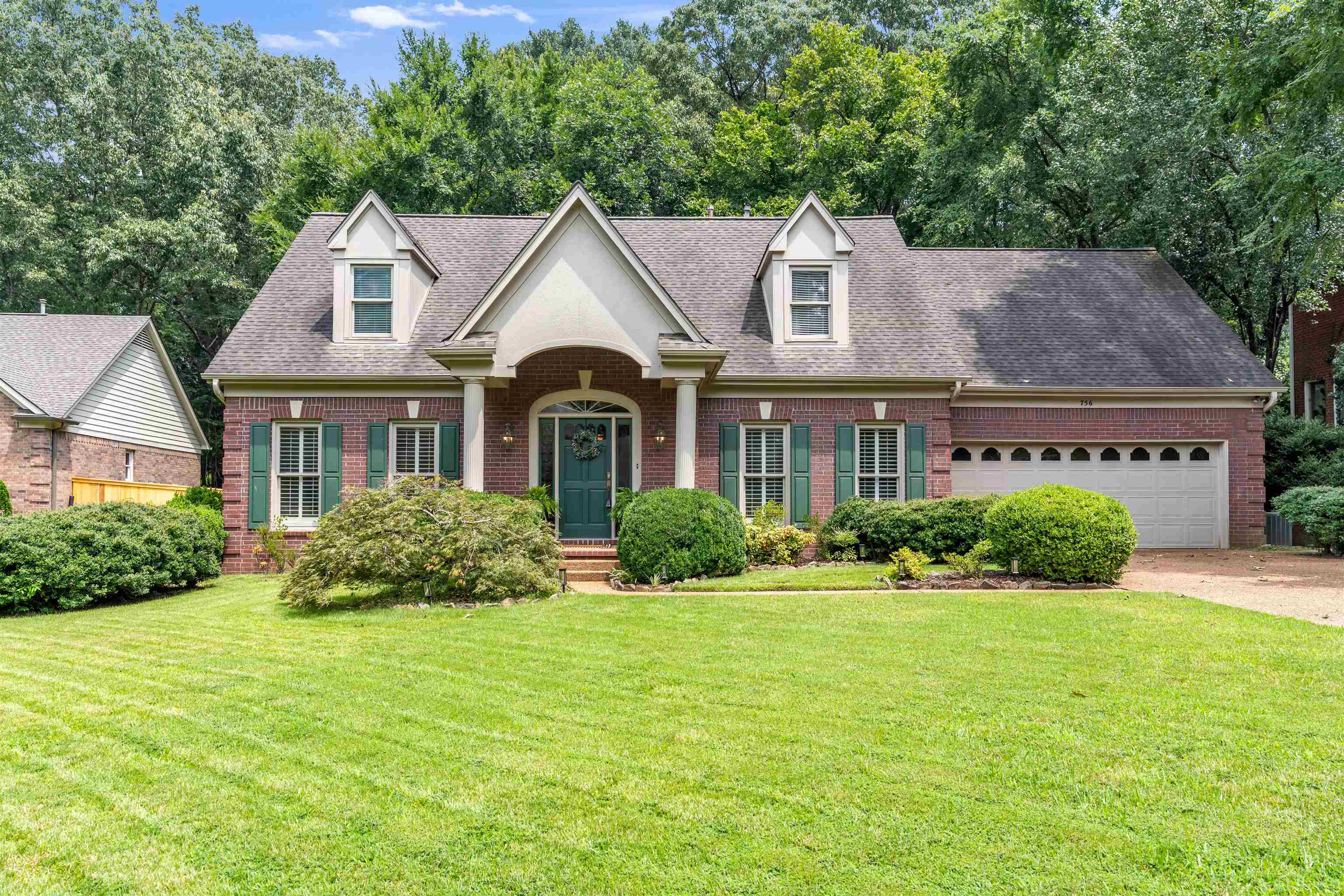 756 Crestover Dr — photo