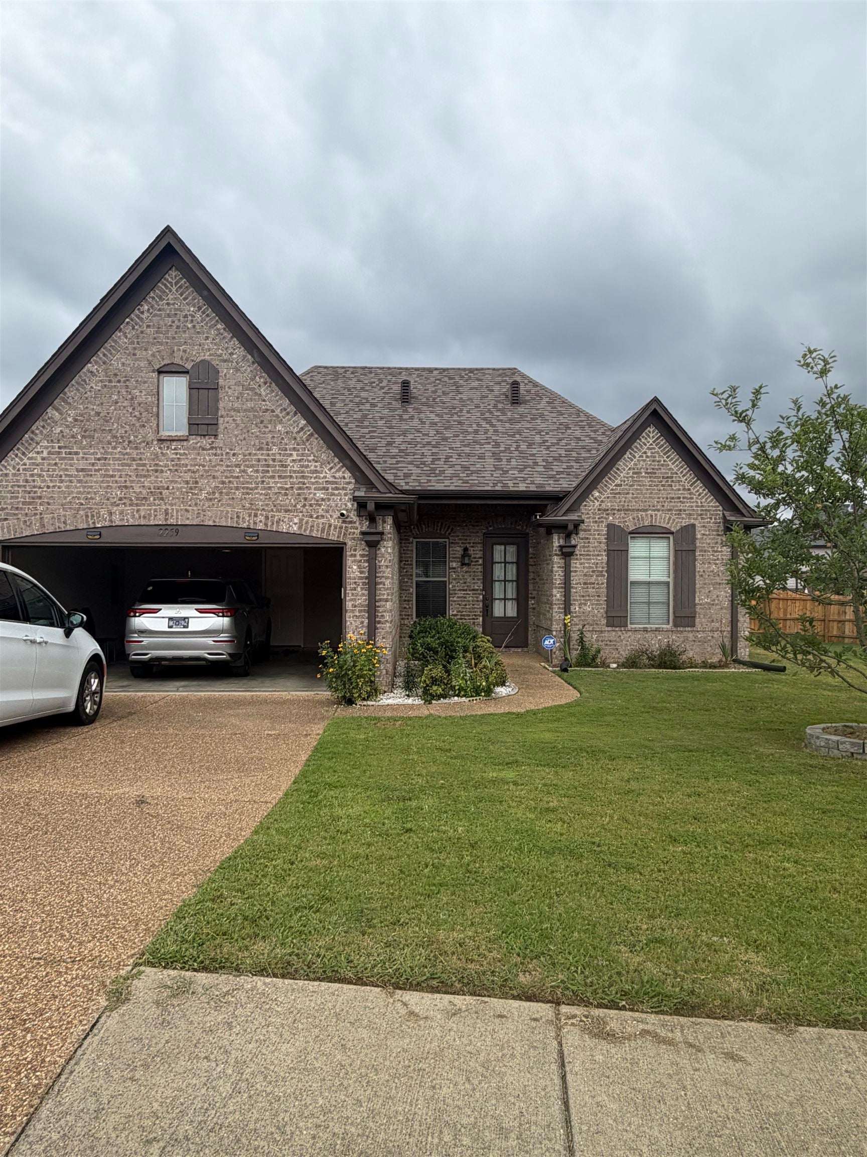 2259 Fountain Brook Ln — photo