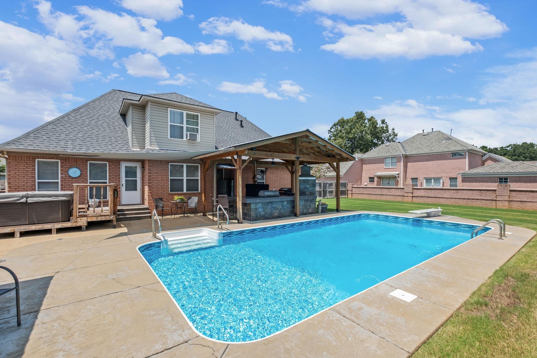 7042 W Honeysuckle Ln — photo