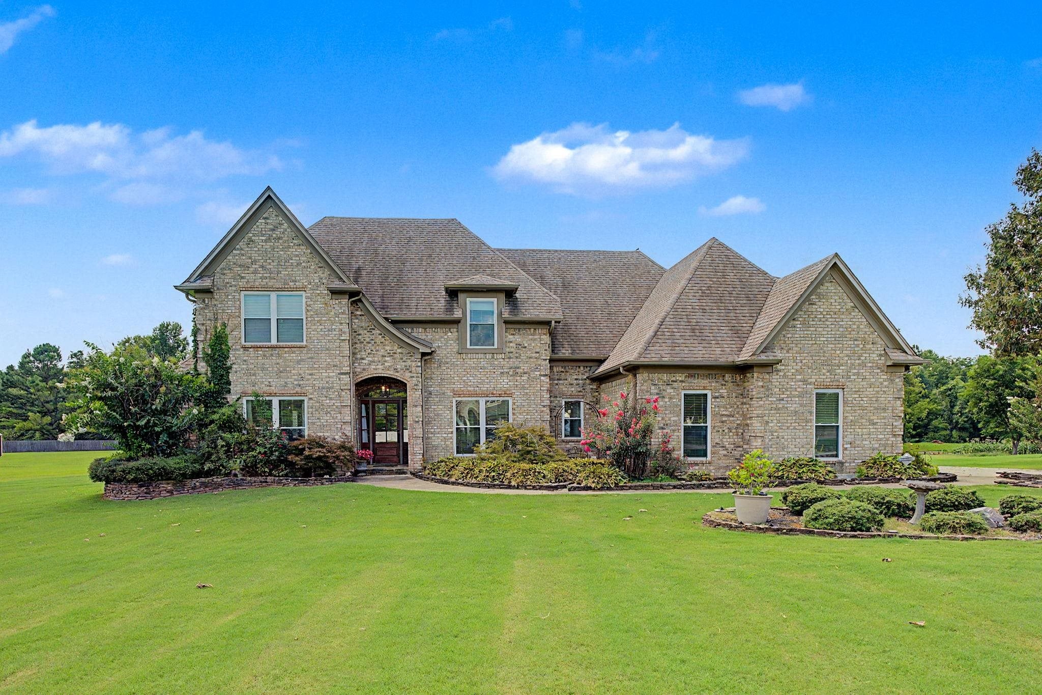 475 Crooked Creek Dr — photo