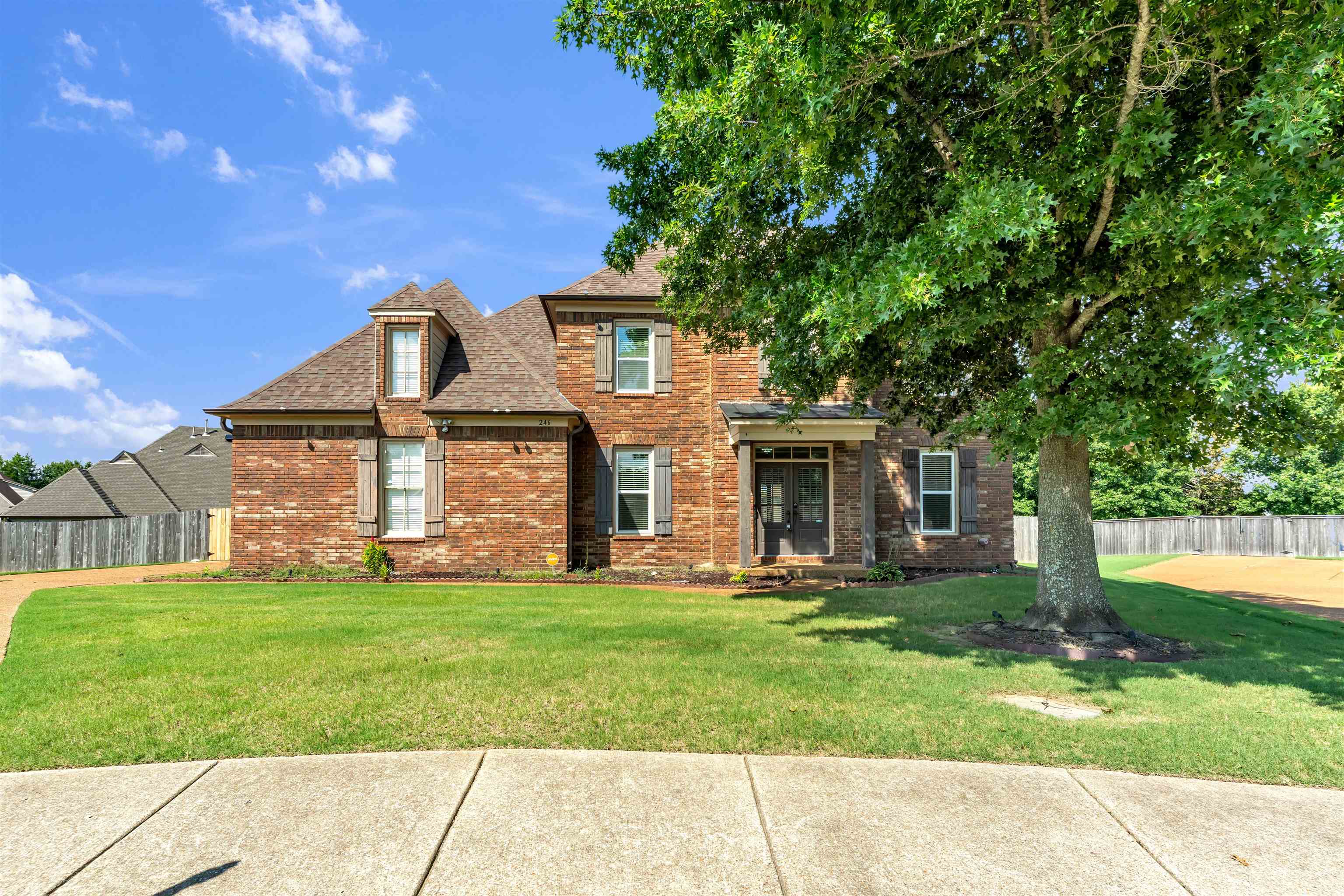246 Spacious Sky CV — photo