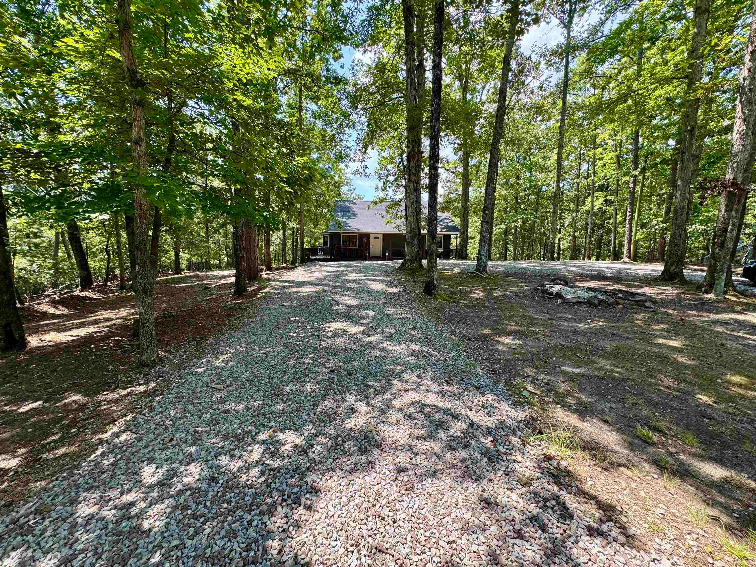 410 Murray Ln — photo