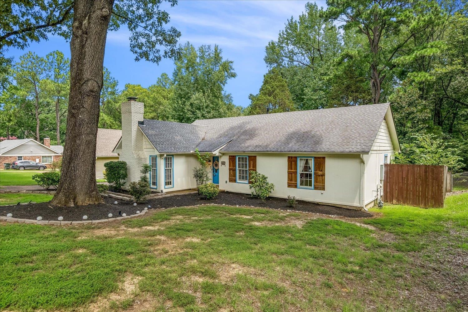 332 Dove Valley Rd, Collierville, TN 38017 — photo 2