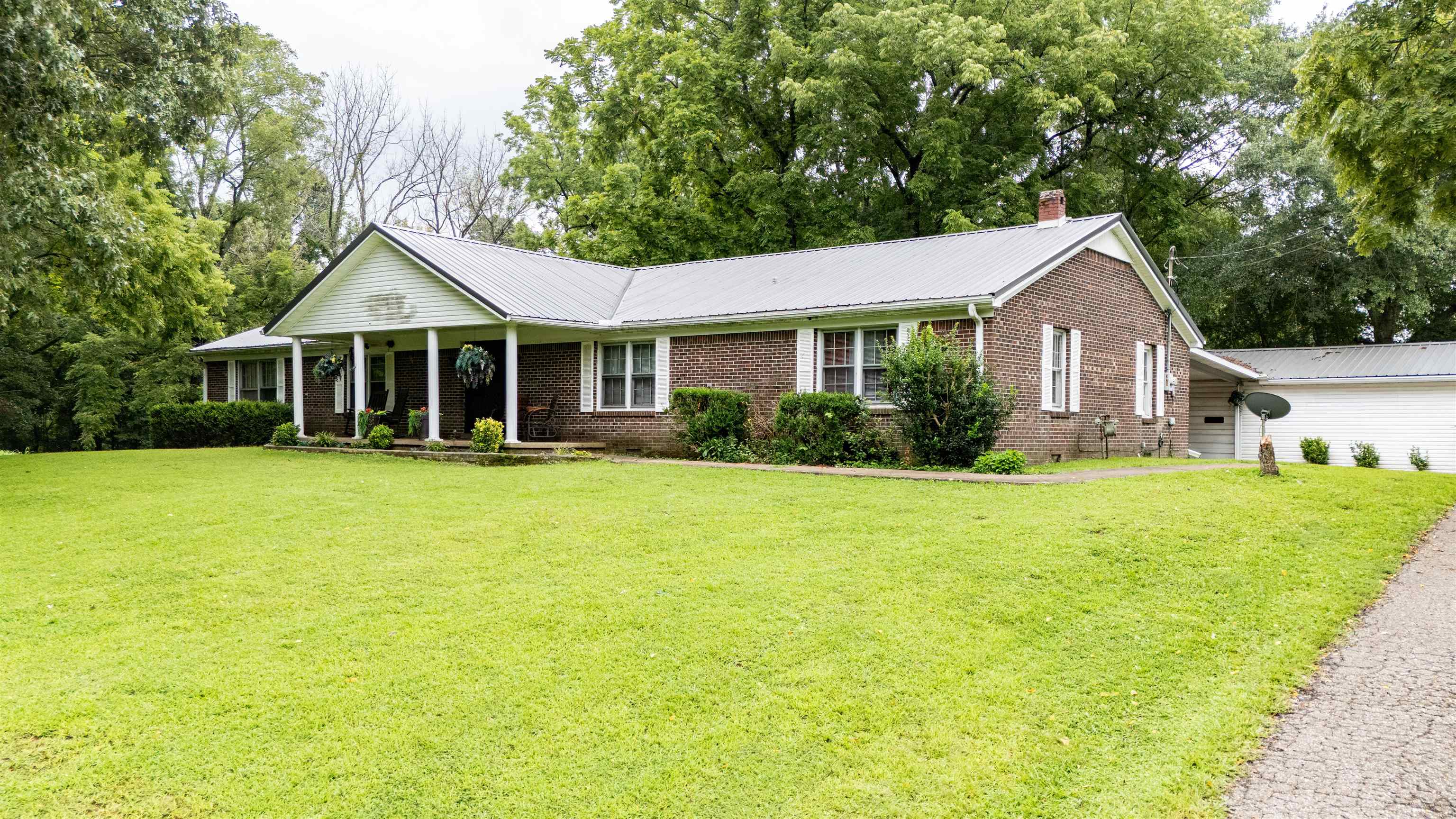 320 Rabbit Ranch Rd — photo