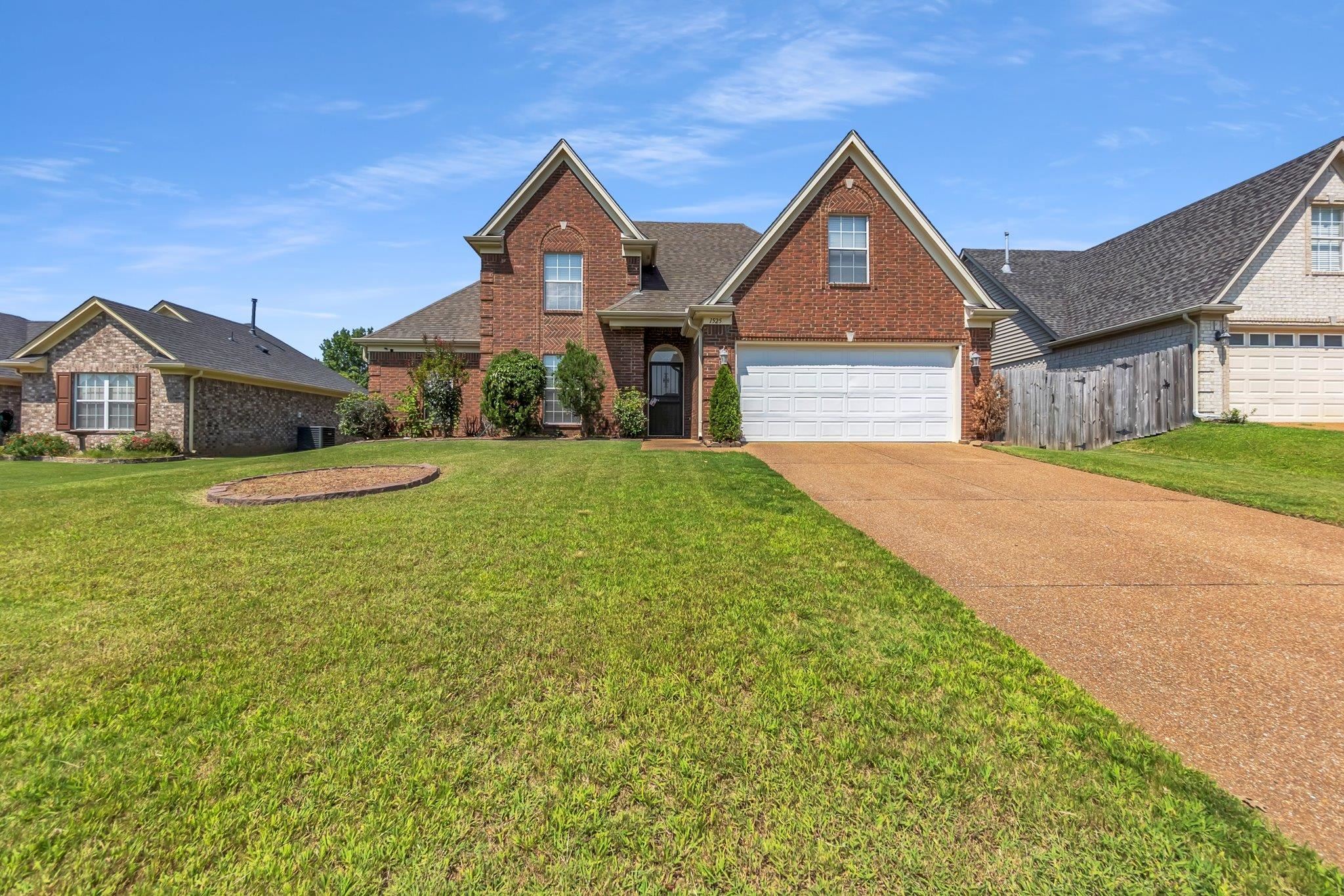 1525 Carlton Ridge Dr — photo