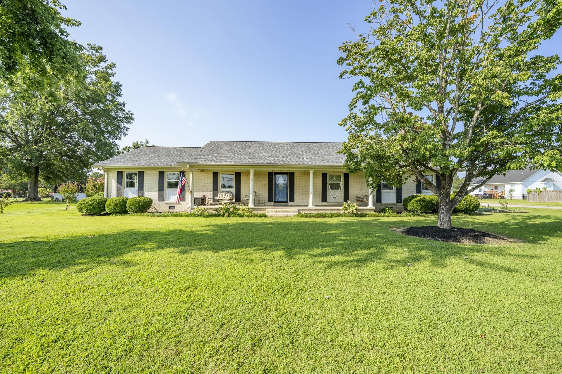 1150 Pinhook Dr — photo