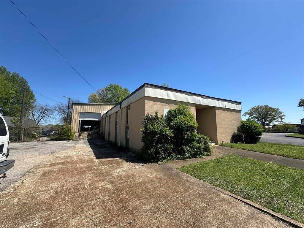 3314 Millbranch Rd — photo