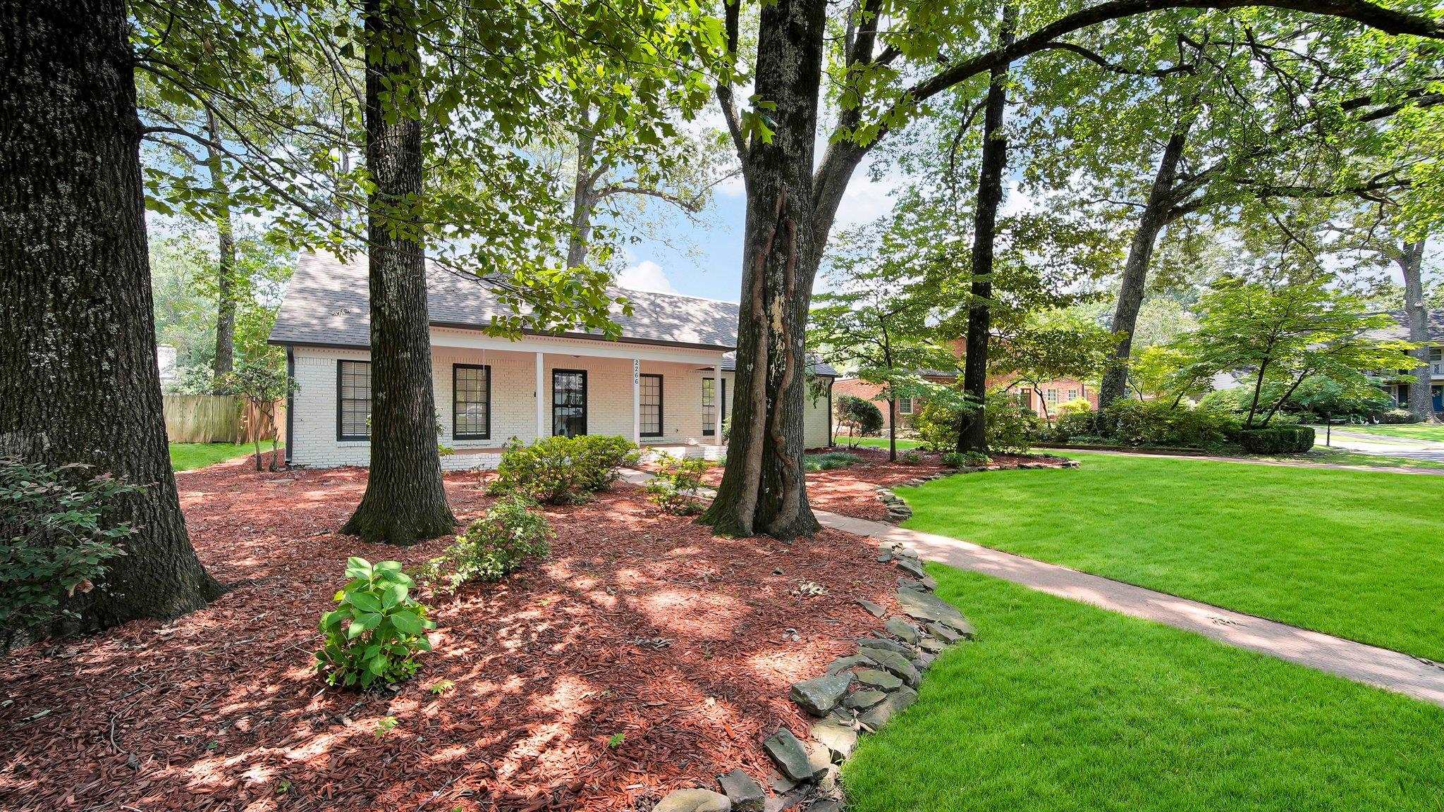 2266 Wickerwood CV — photo
