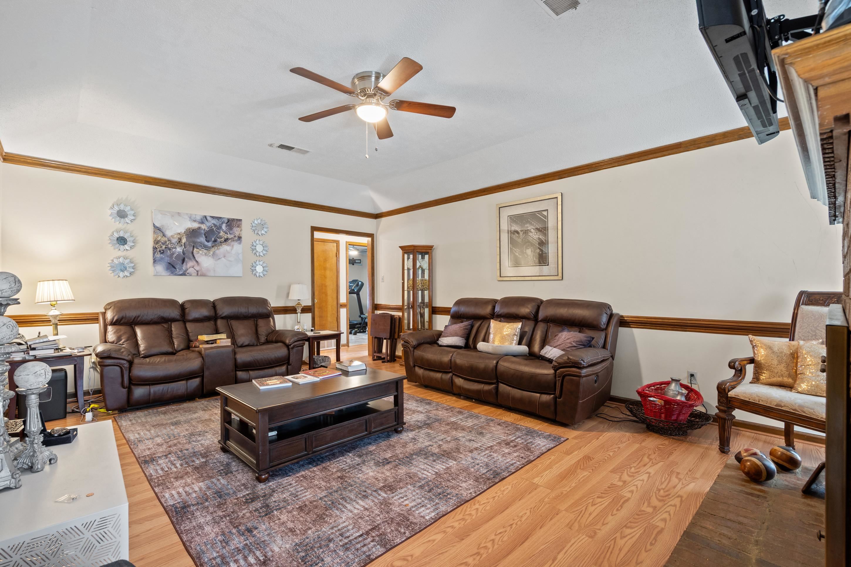 4635 Partridge Ct — photo