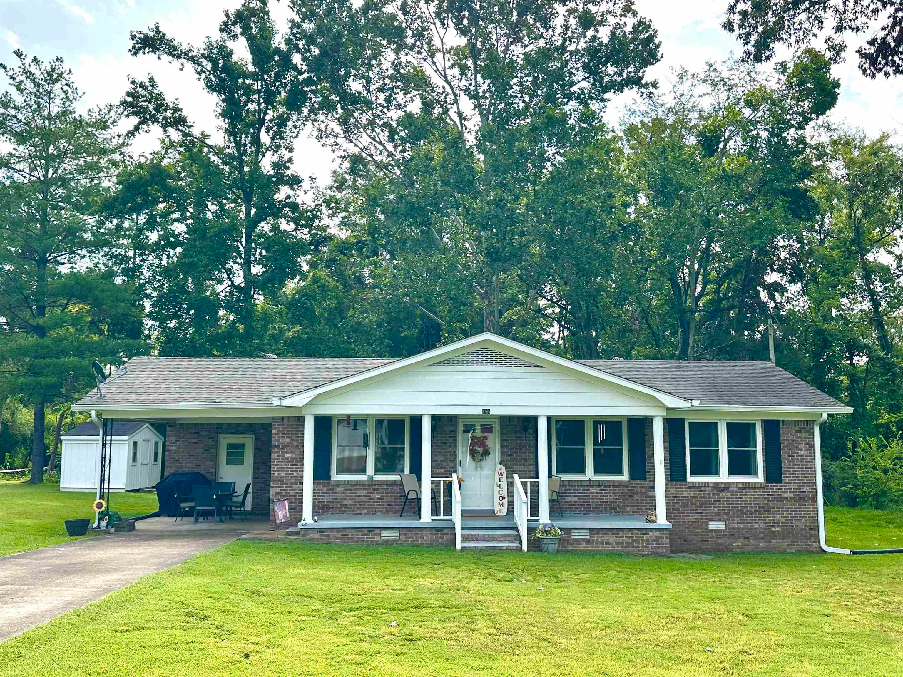 155 Meadowlane Dr — photo
