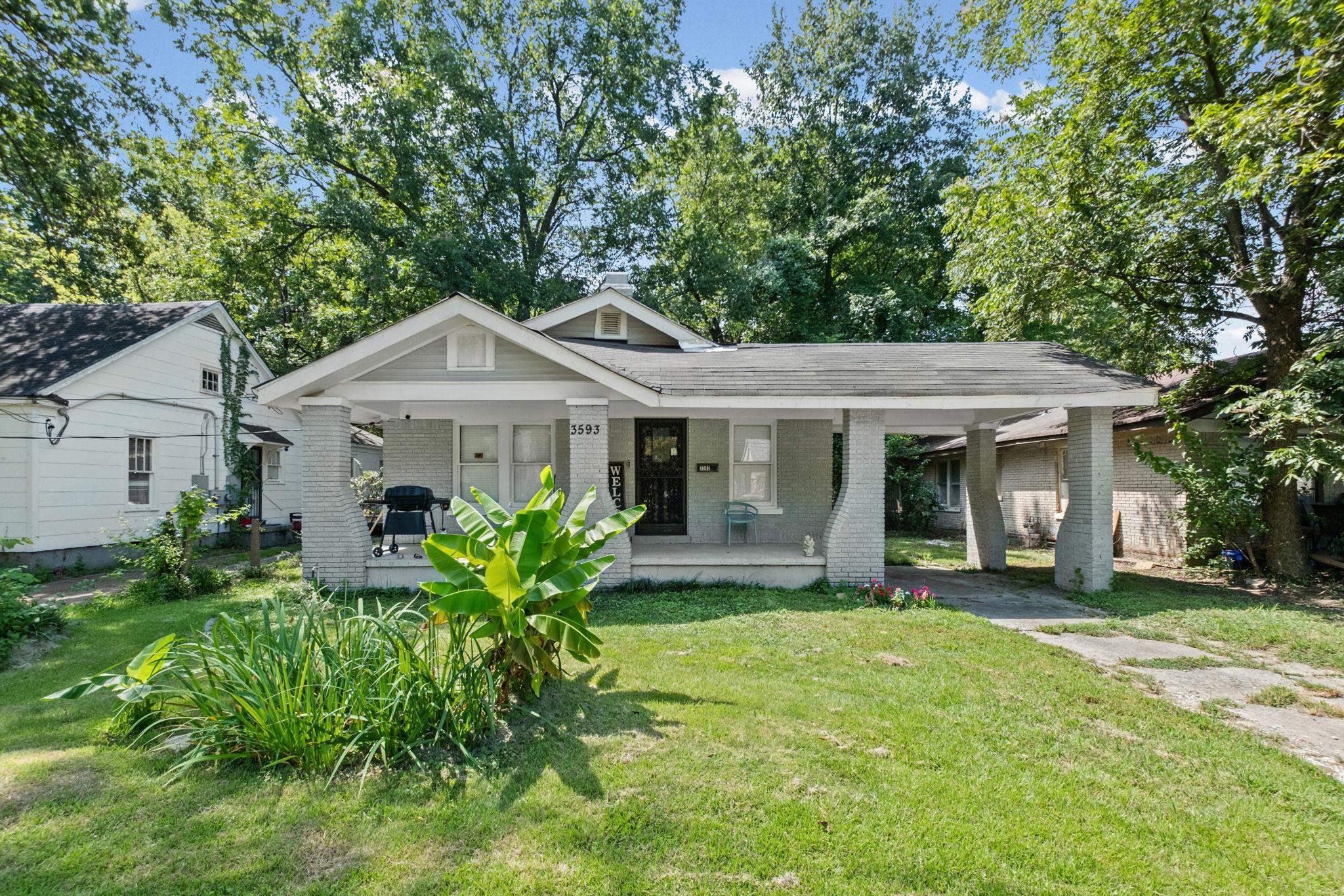 3593 Powell Ave — photo