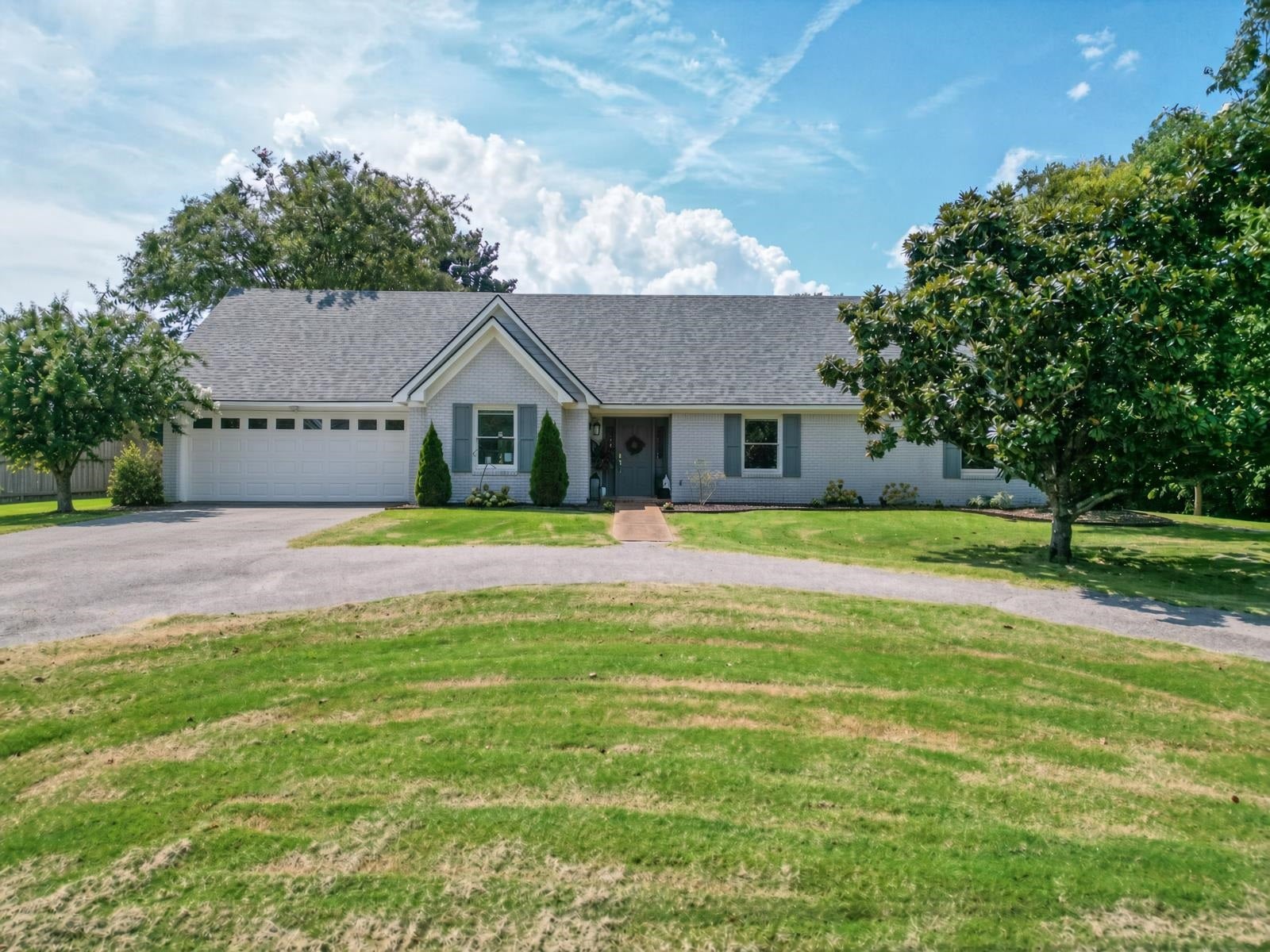 205 Blue Gray Cir — photo