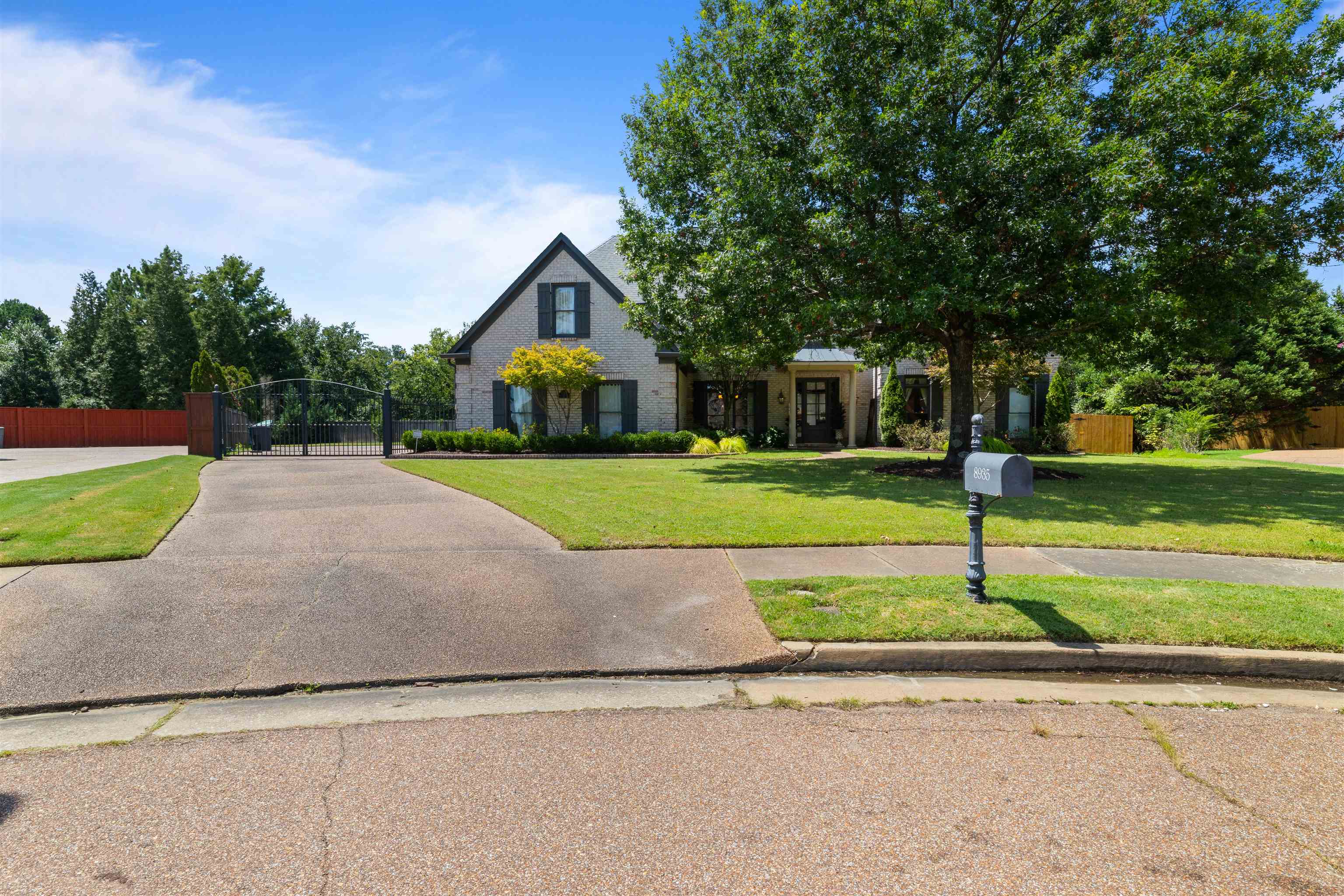 8935 W Grovelawn CV W — photo