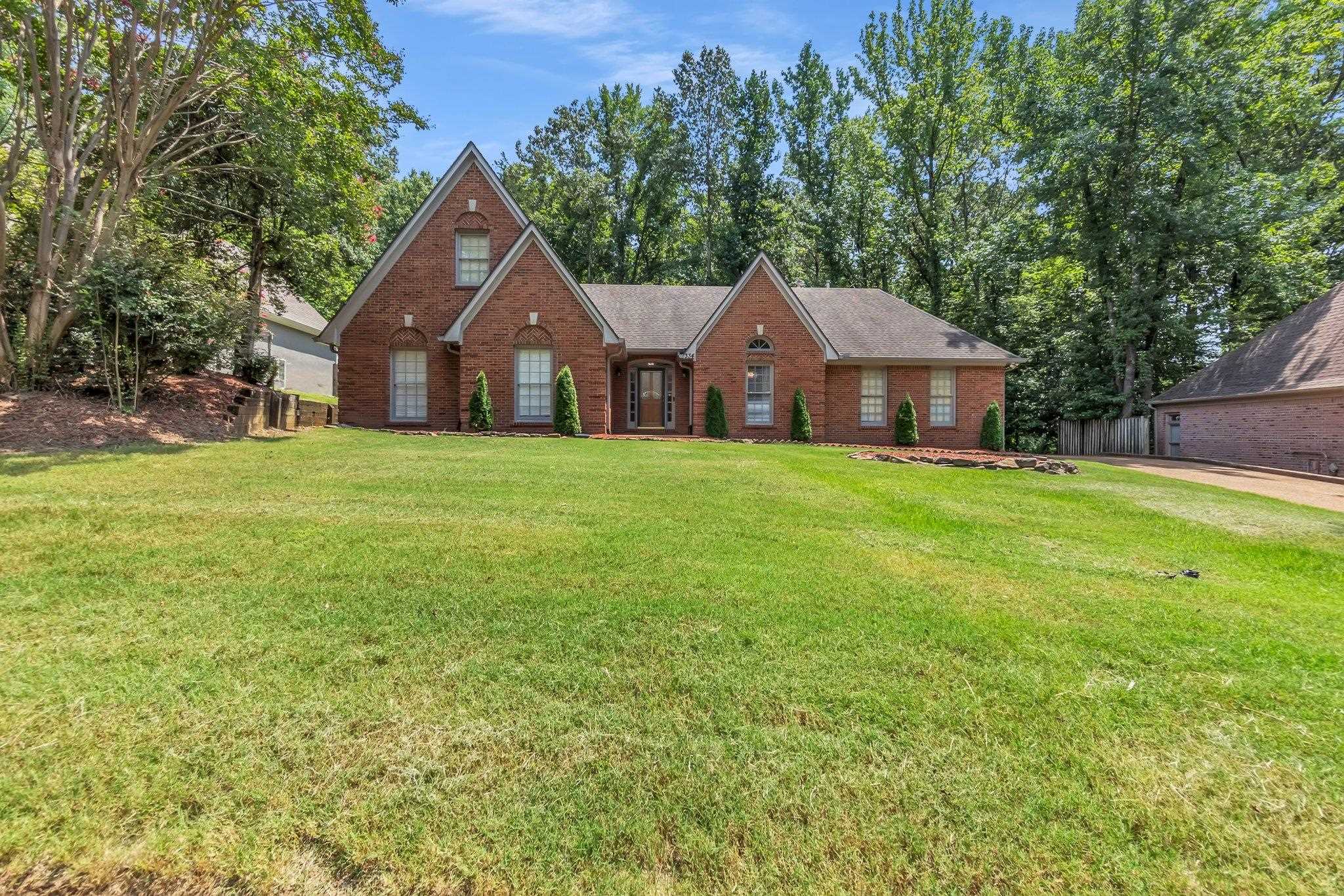 334 Brook Ridge Dr — photo