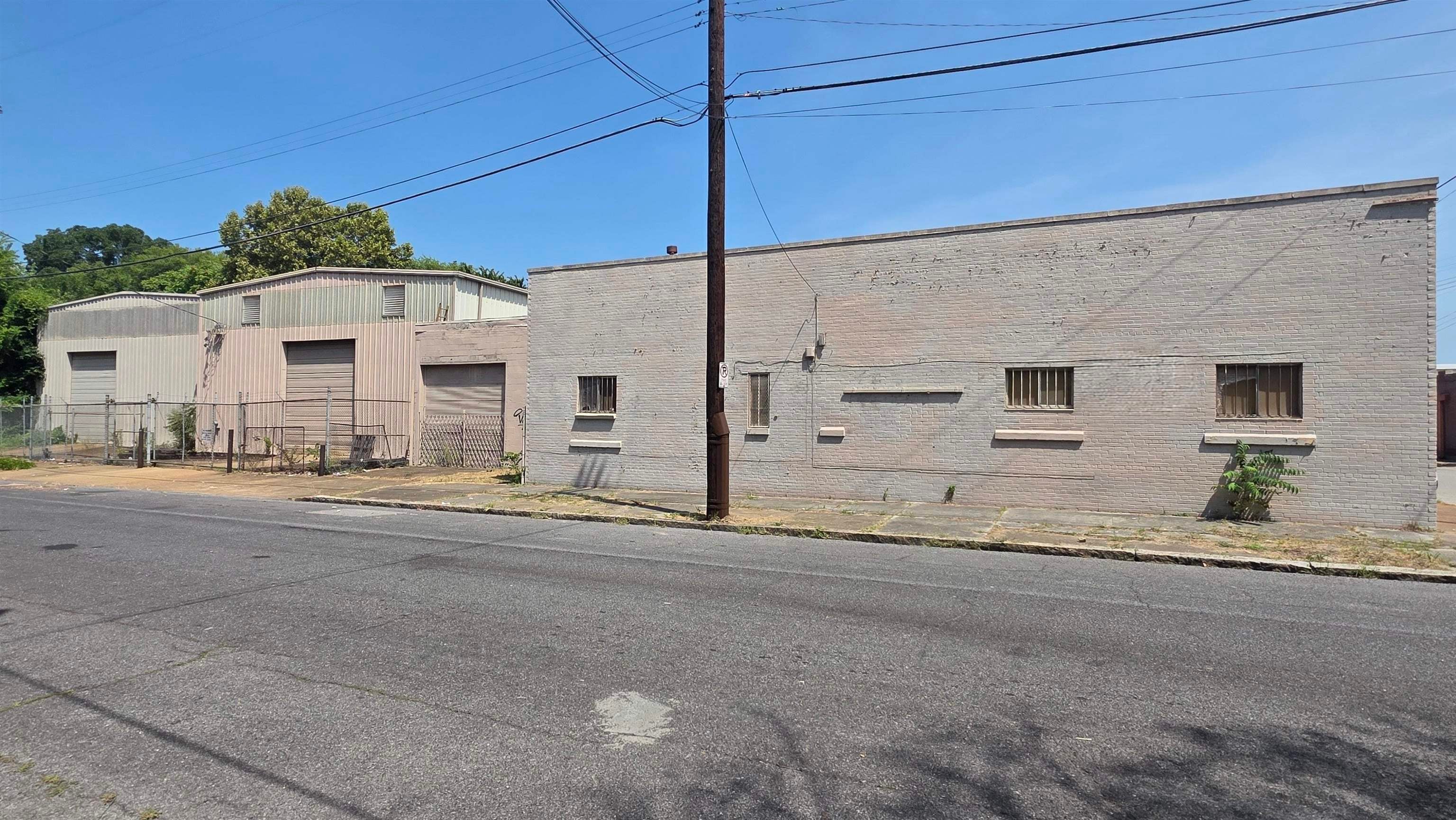 310 E Butler Ave — photo