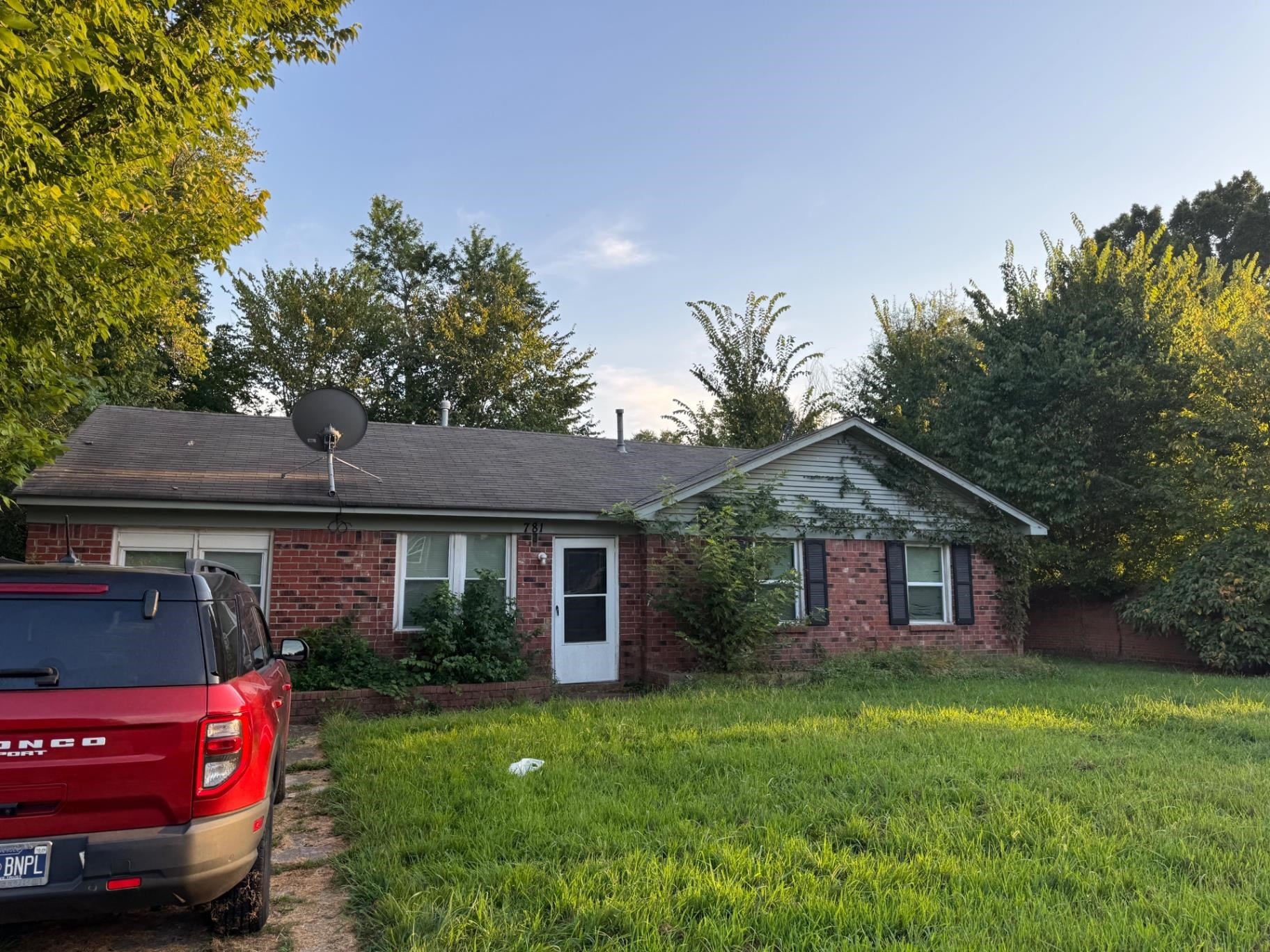 781 Northaven Dr — photo