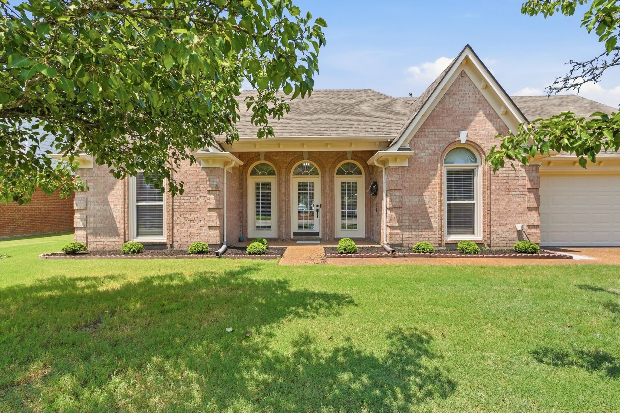 1325 River Pine Dr — photo