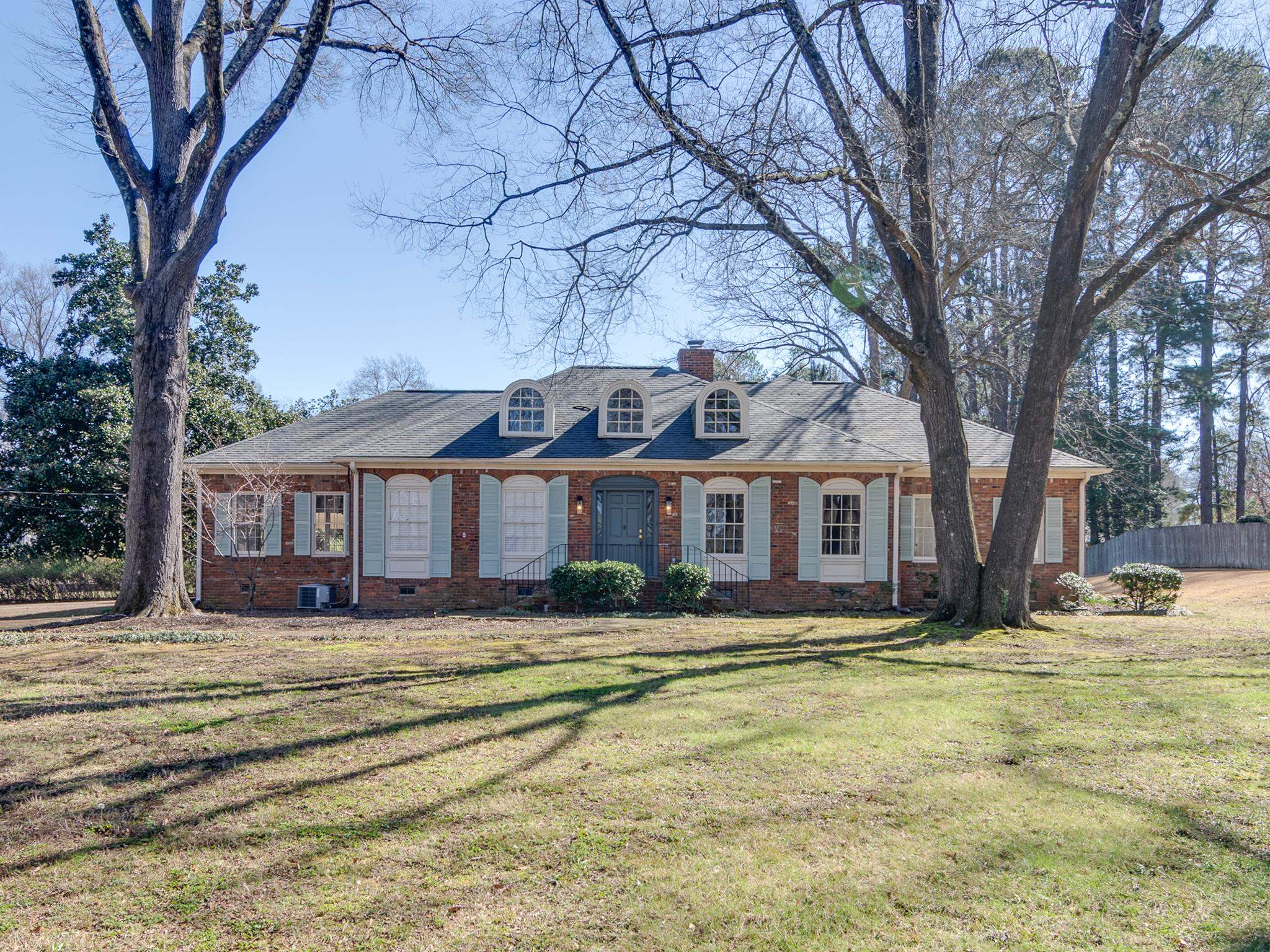506 Peterson Lake Rd — photo