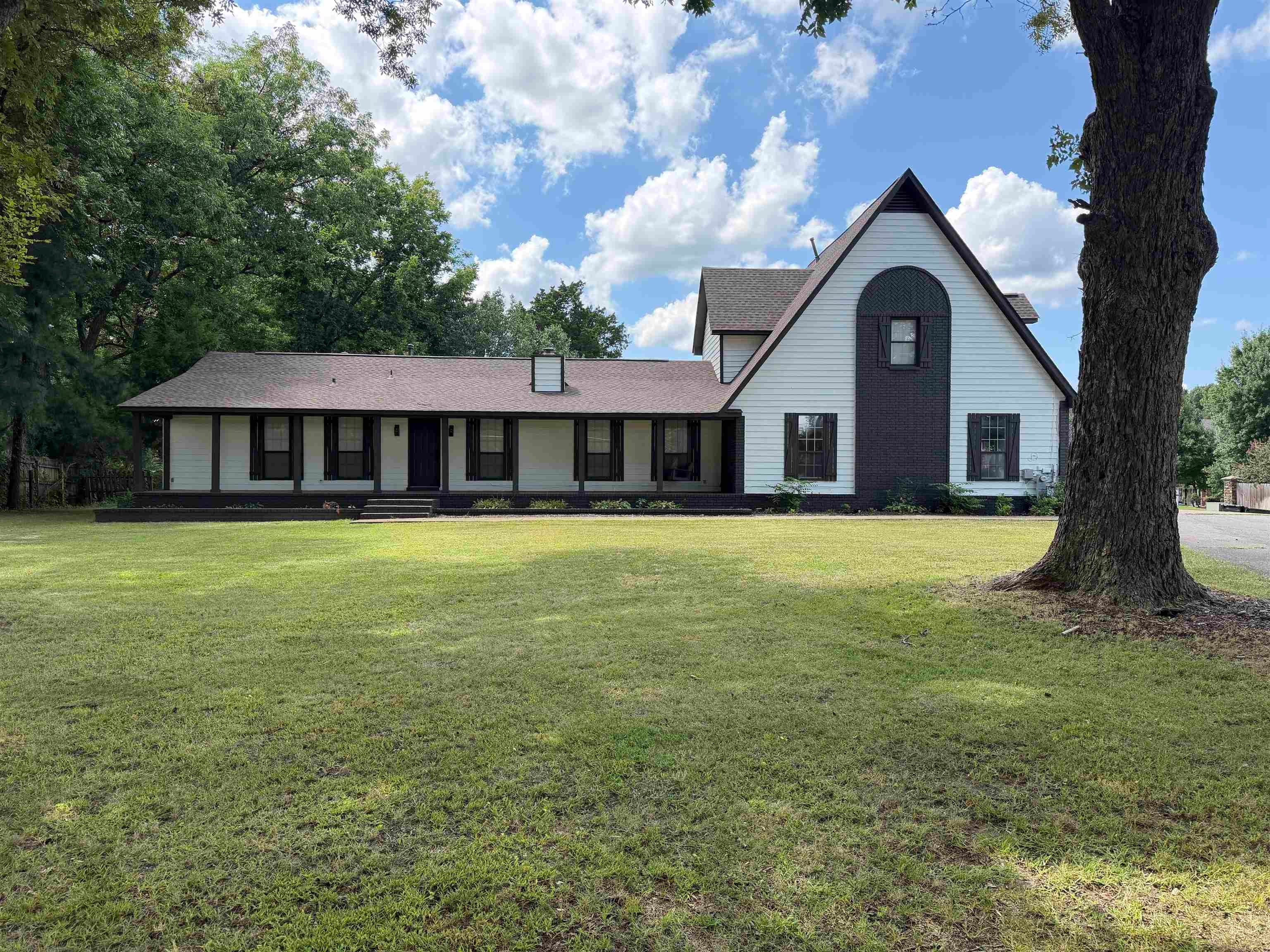 4511 Ellendale Rd — photo