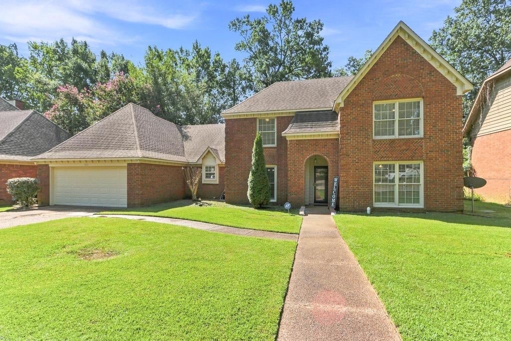 8941 Hickory Trail Dr — photo