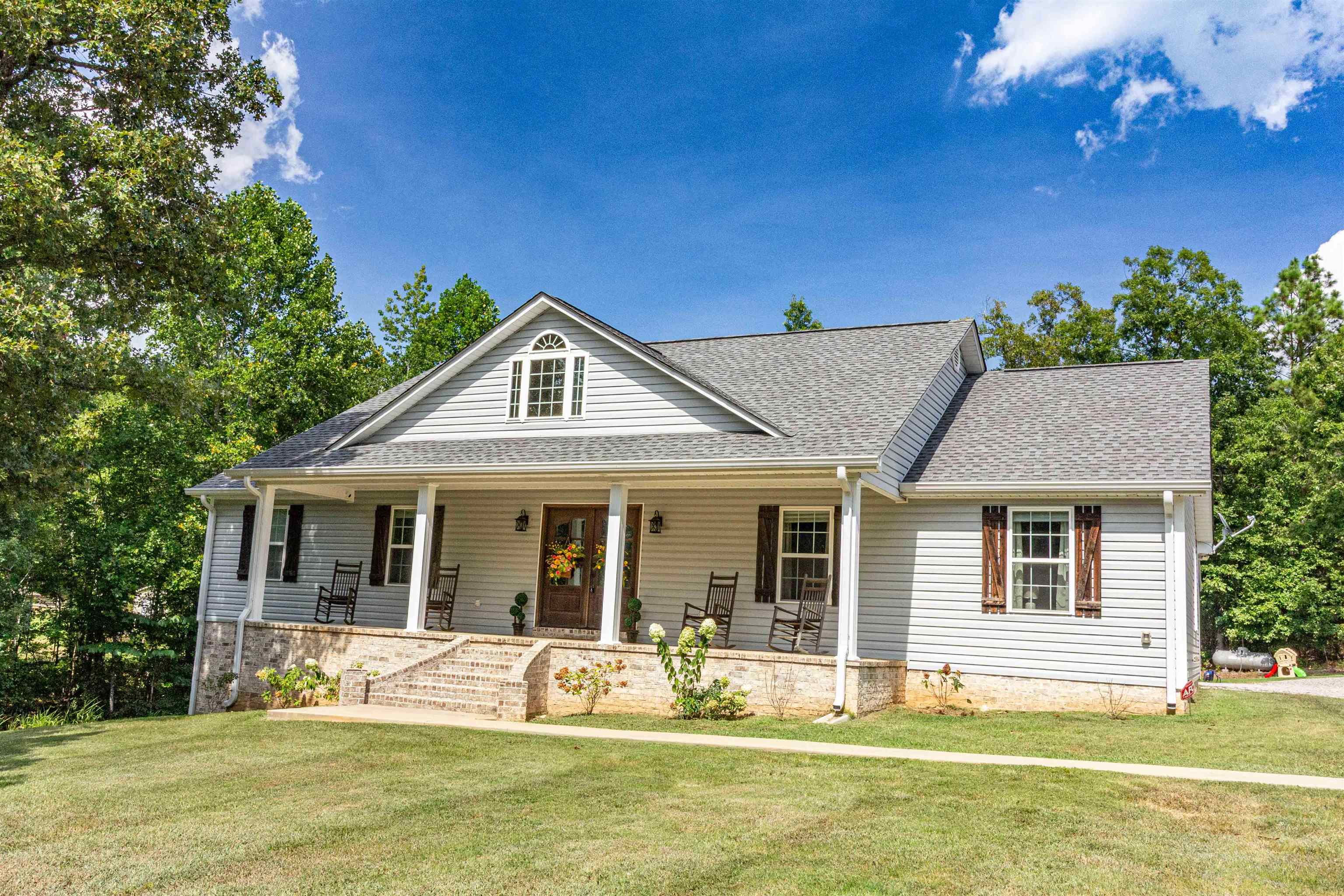 130 Amelia Briann Dr — photo